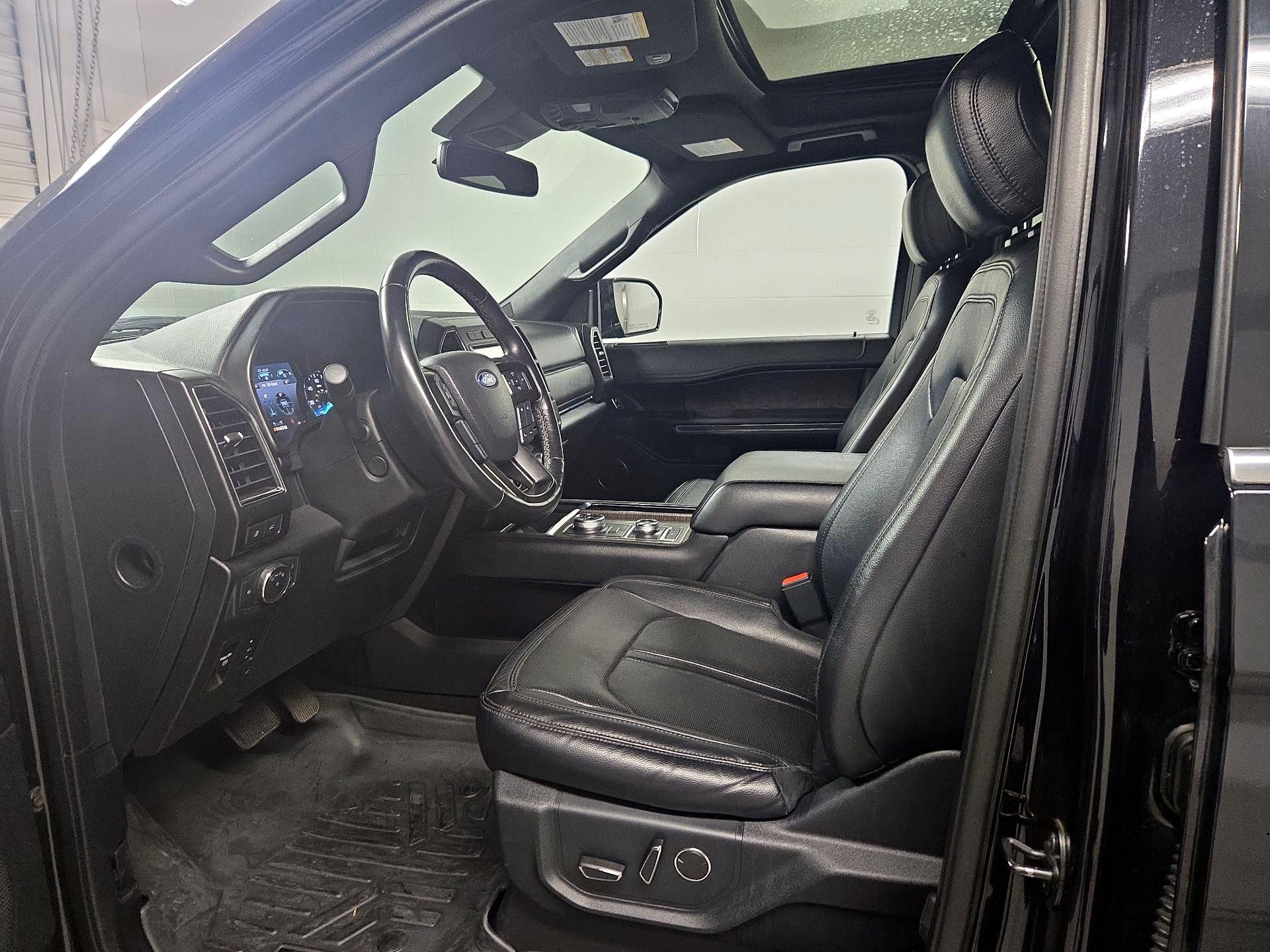 Thumbnail: 2020 Ford Expedition - 11