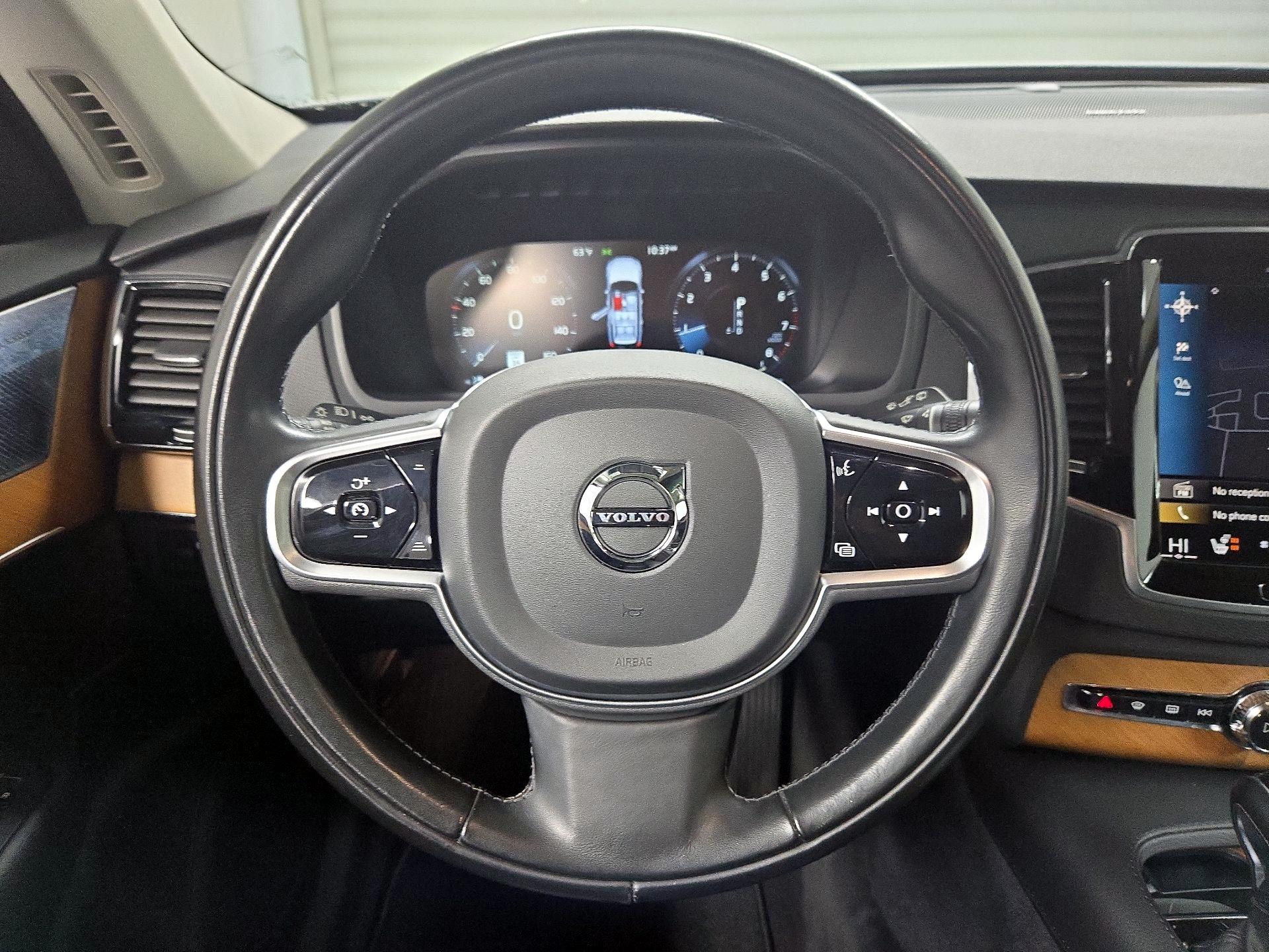 Thumbnail: 2022 Volvo XC90 - 10