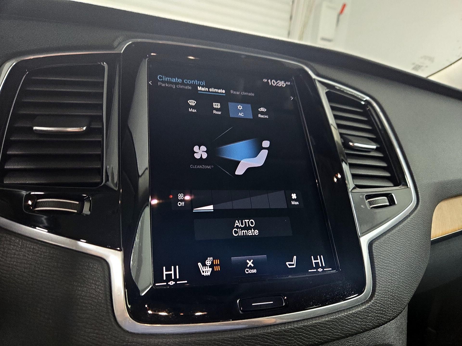 Thumbnail: 2022 Volvo XC90 - 17