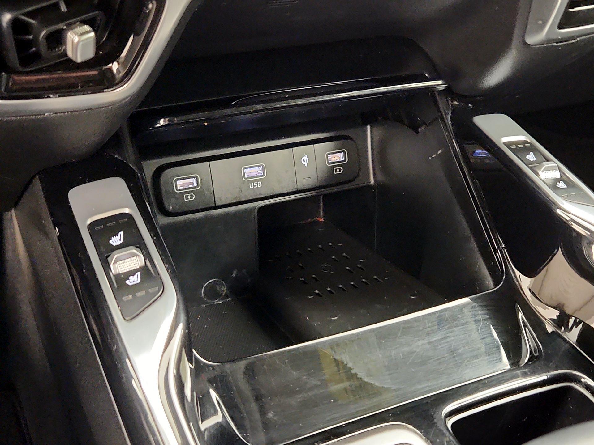 Thumbnail: 2021 Kia Sorento - 19