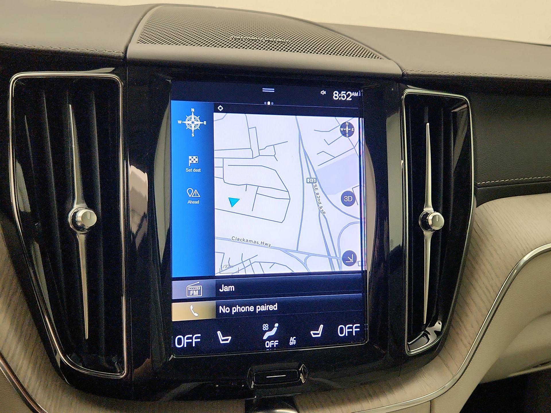 Thumbnail: 2021 Volvo XC60 - 14