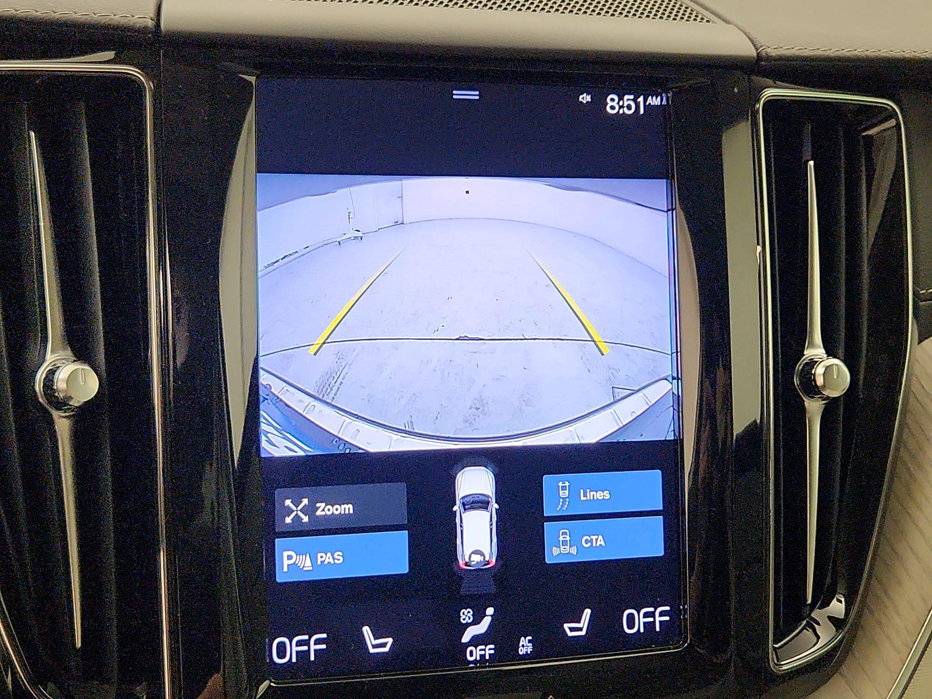 Thumbnail: 2021 Volvo XC60 - 15