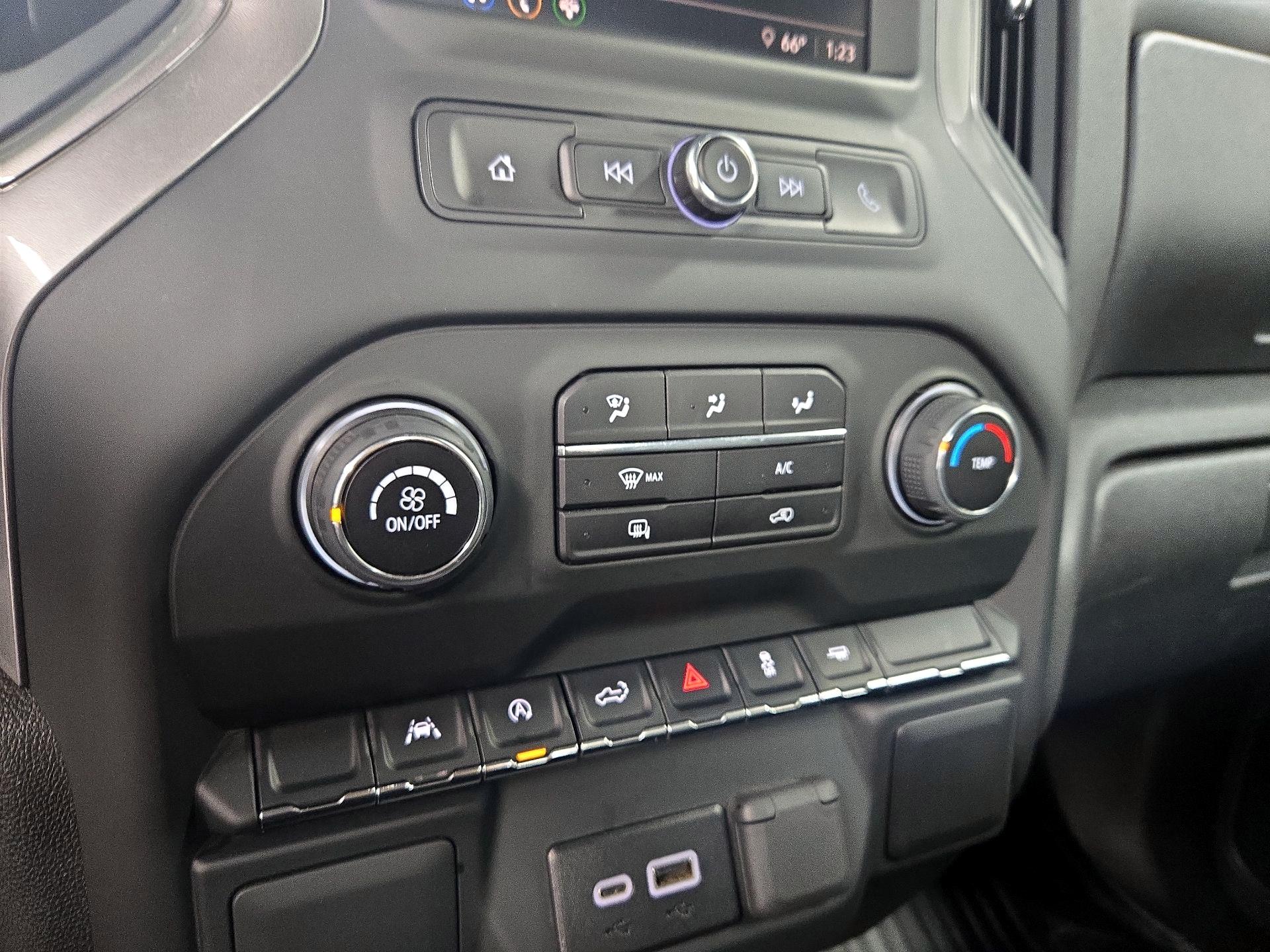 Thumbnail: 2024 Chevrolet Silverado 1500 - 16