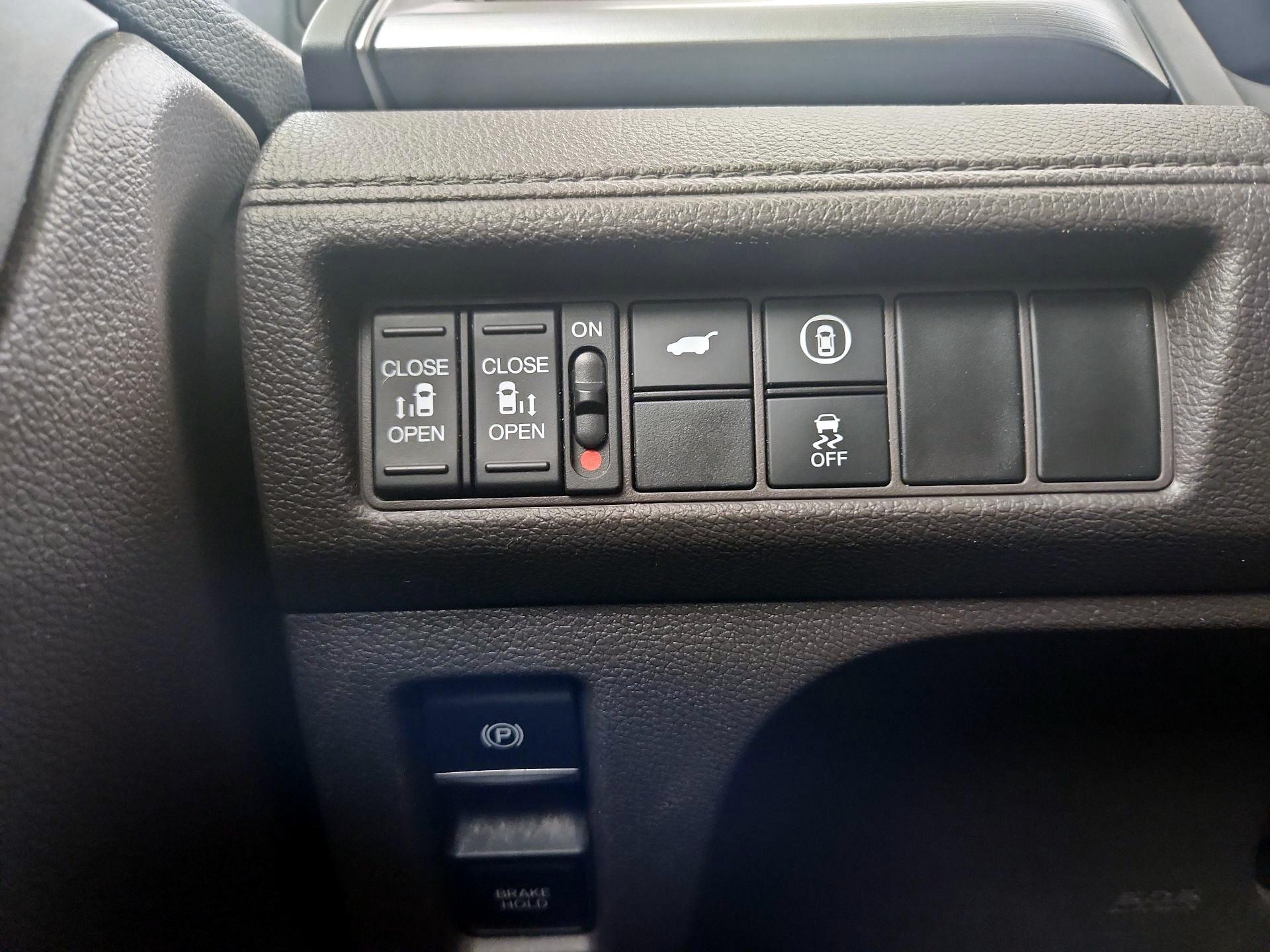 Thumbnail: 2022 Honda Odyssey - 13