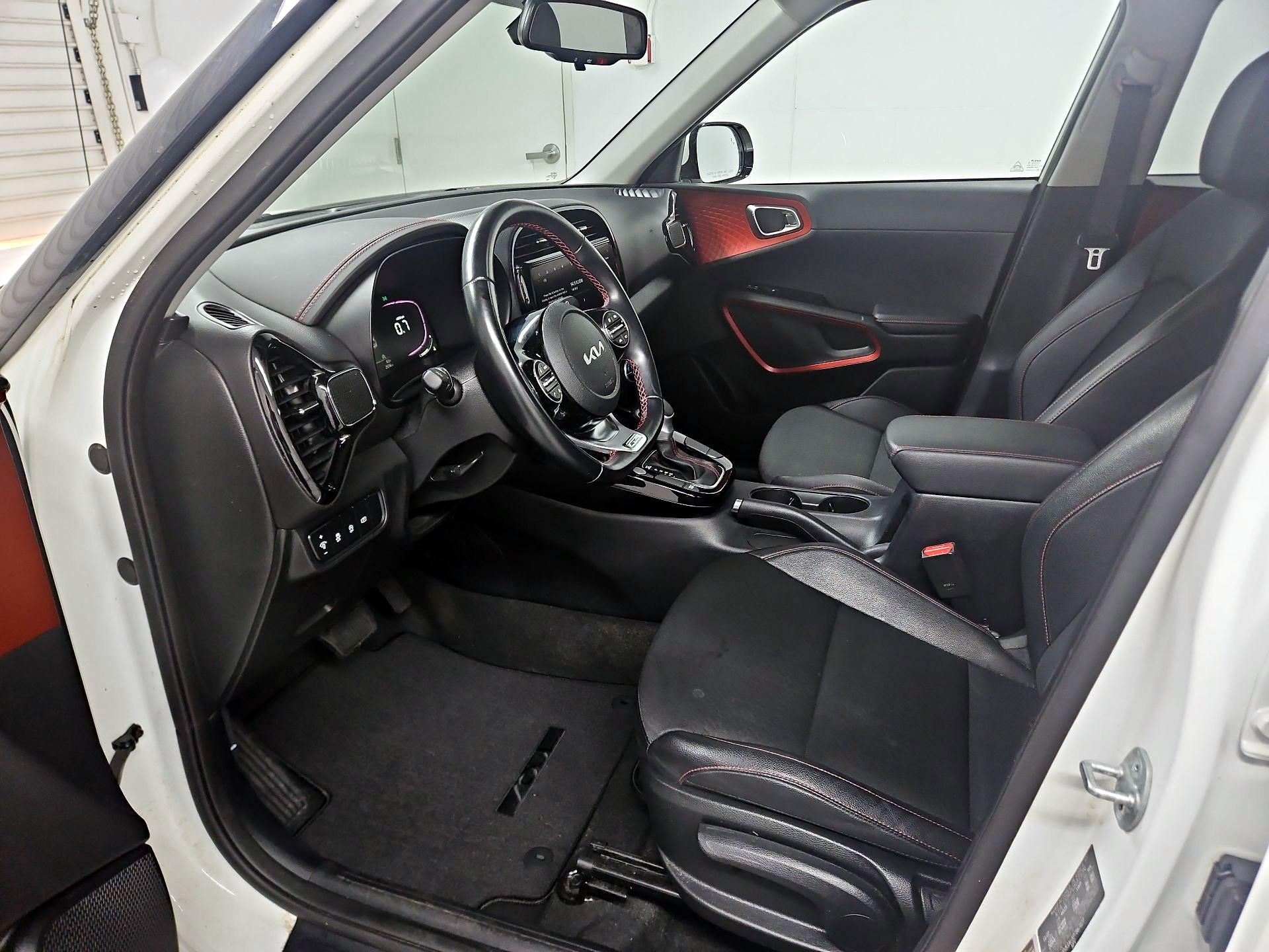 Thumbnail: 2023 Kia Soul - 11