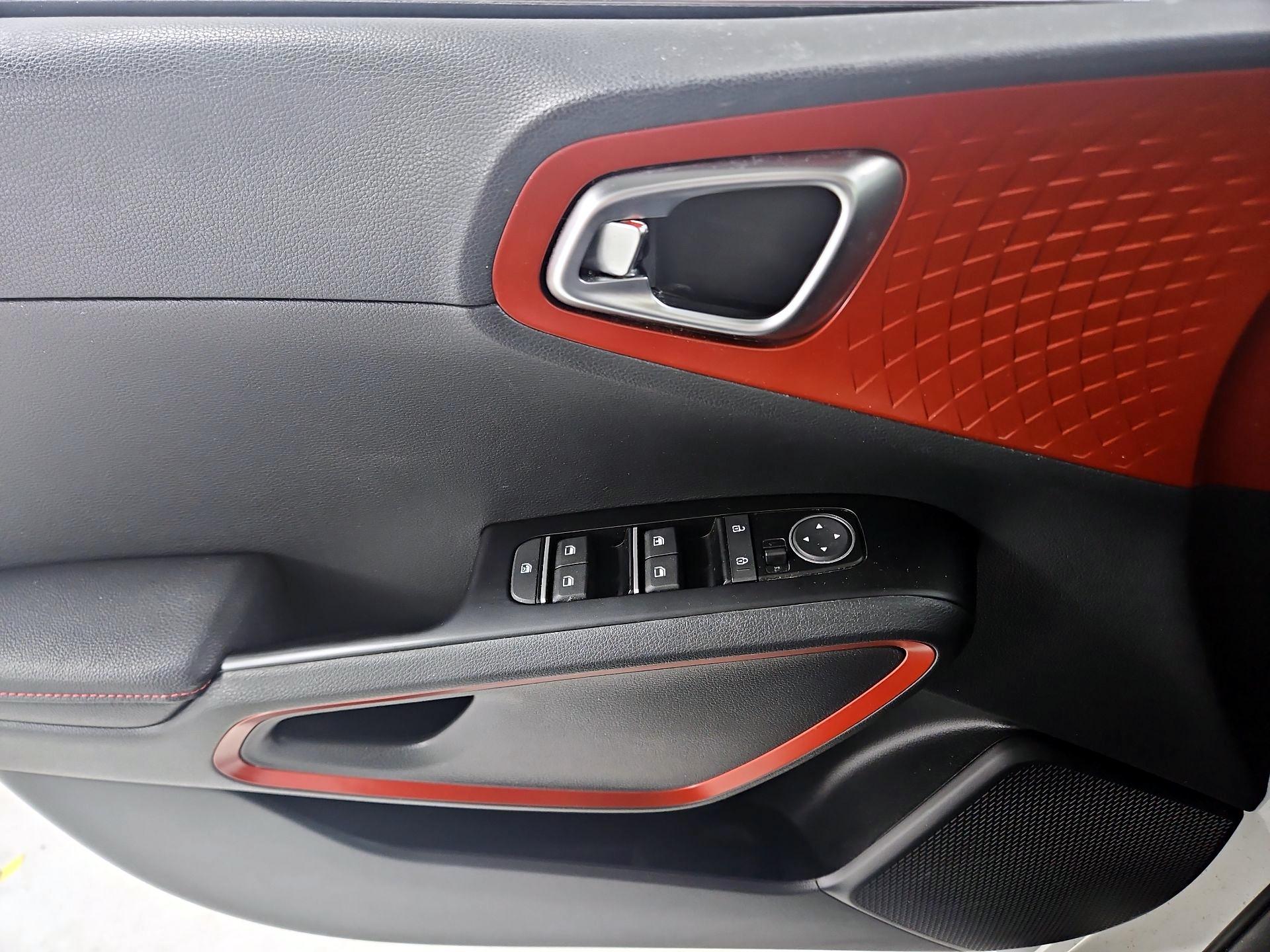 Thumbnail: 2023 Kia Soul - 12