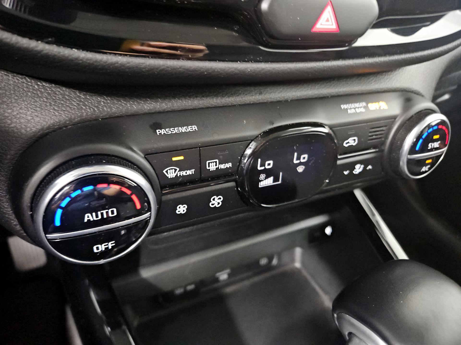 Thumbnail: 2023 Kia Soul - 17