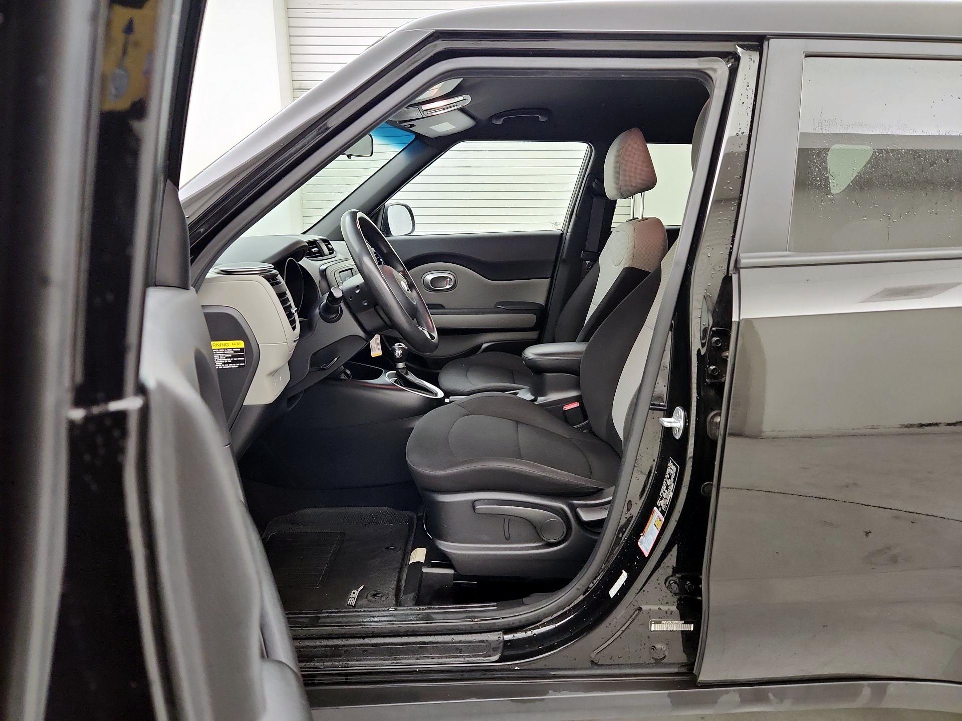 Thumbnail: 2019 Kia Soul - 11