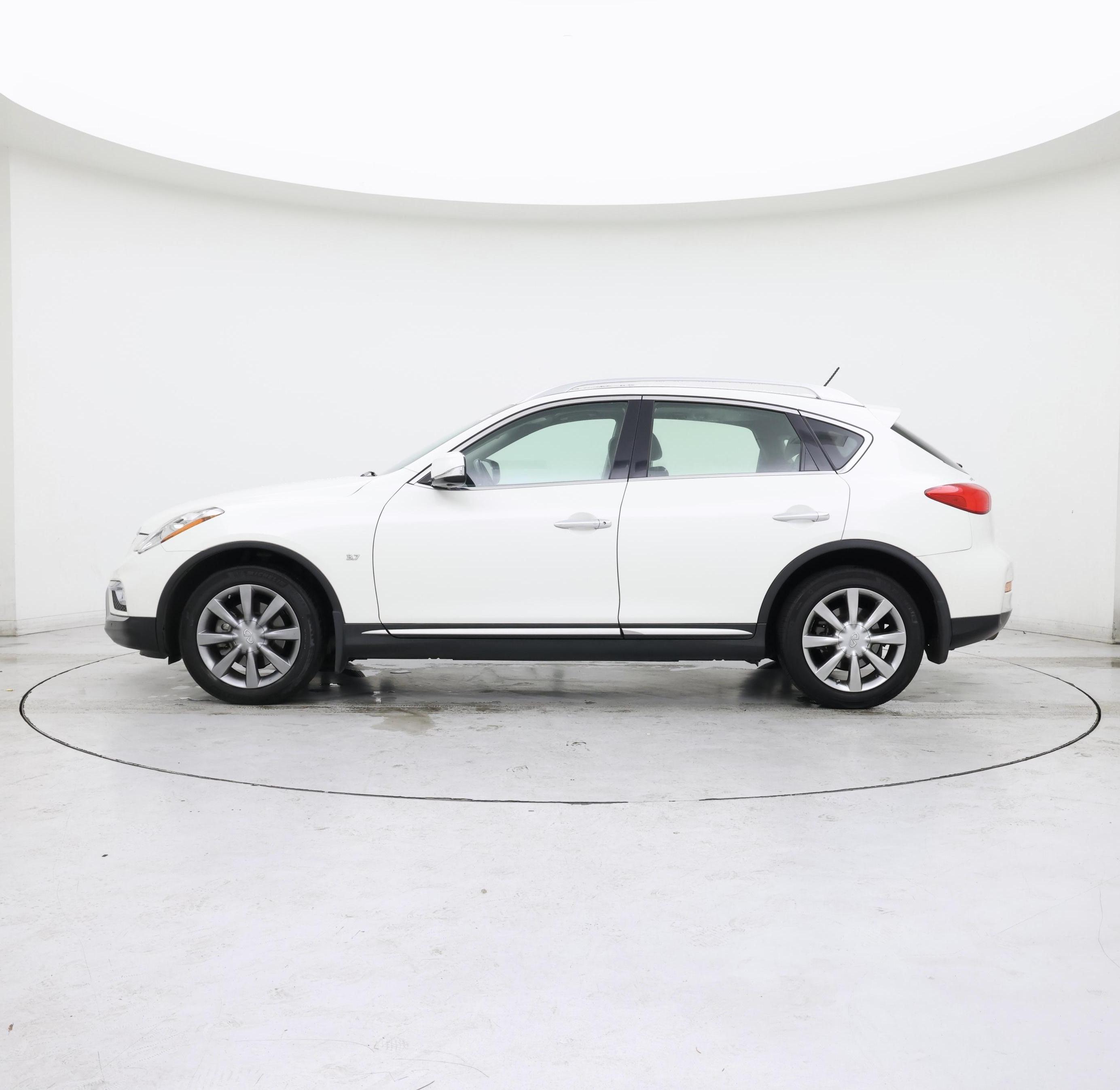 Thumbnail: 2017 INFINITI QX50 - 3