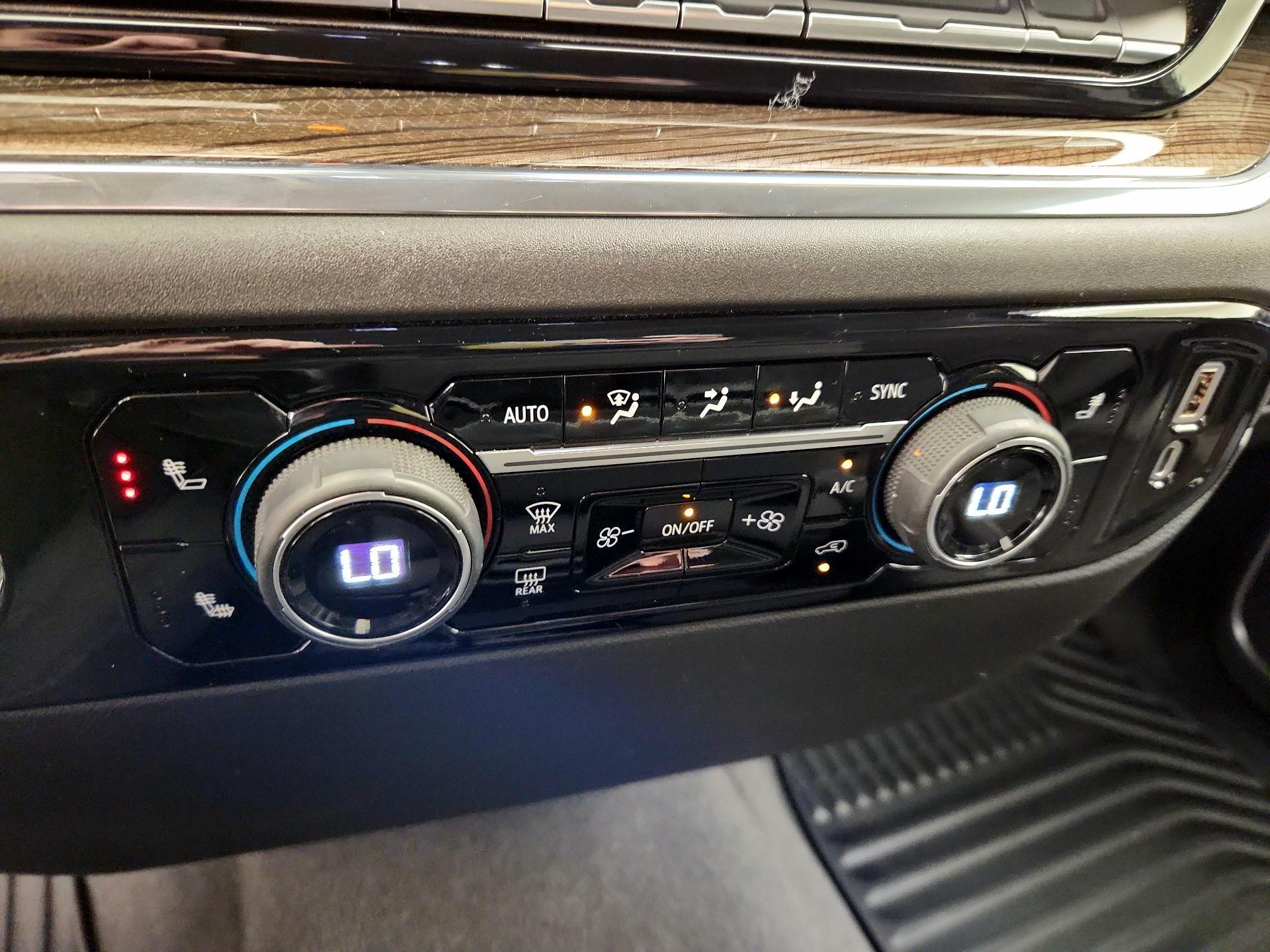 Thumbnail: 2023 Chevrolet Silverado 1500 - 17