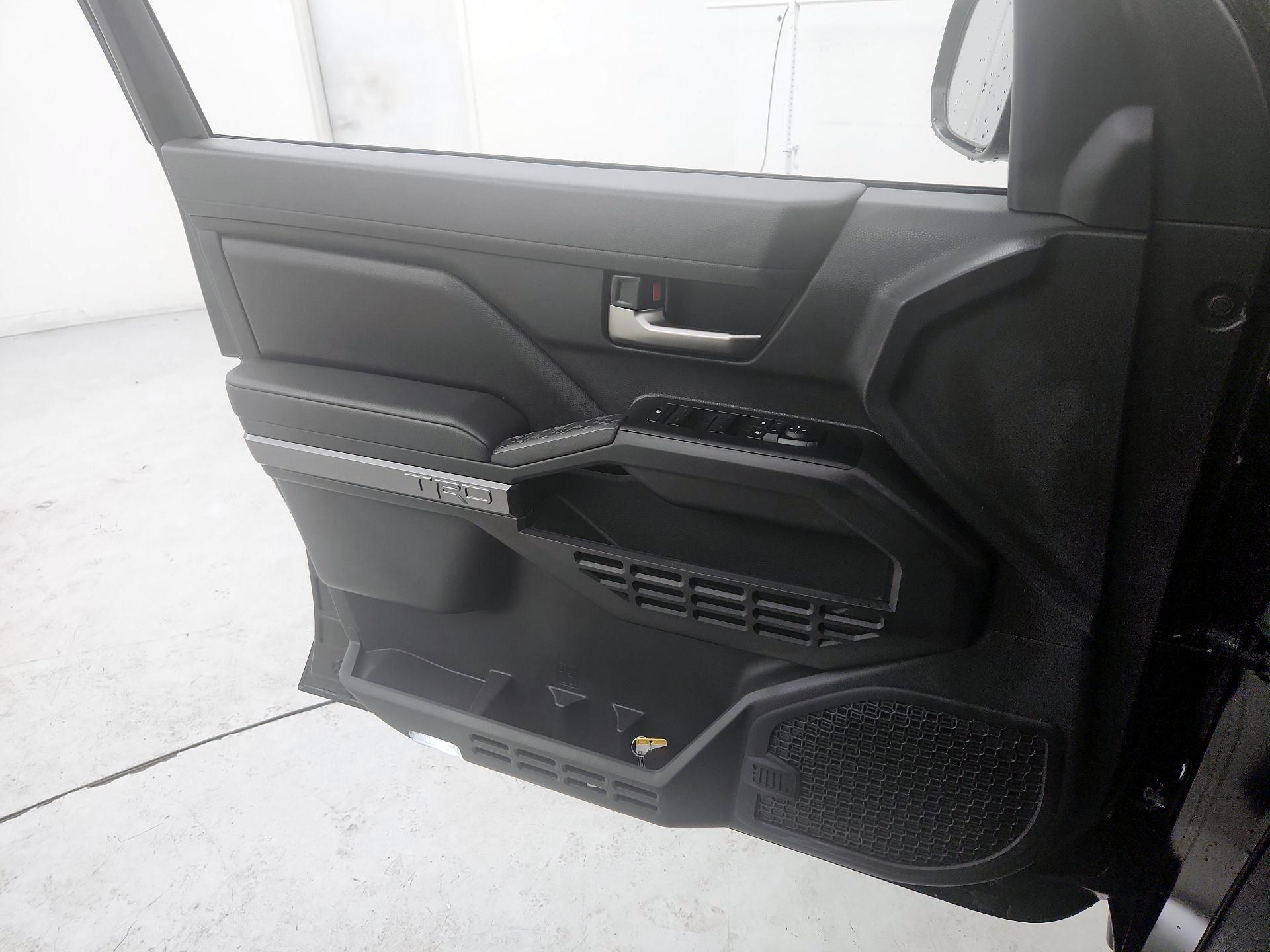 Thumbnail: 2024 Toyota Tacoma - 12