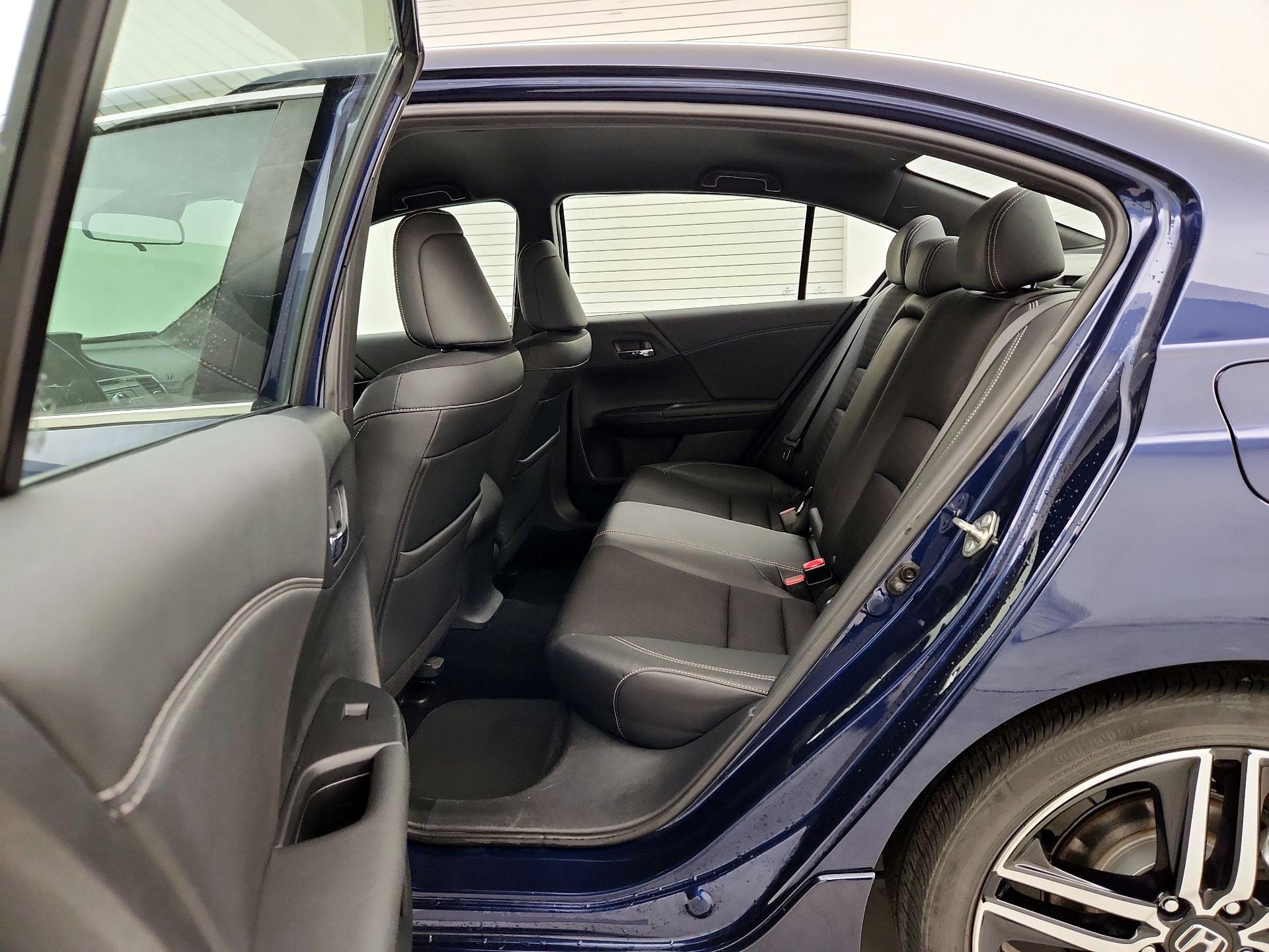 Thumbnail: 2017 Honda Accord - 19