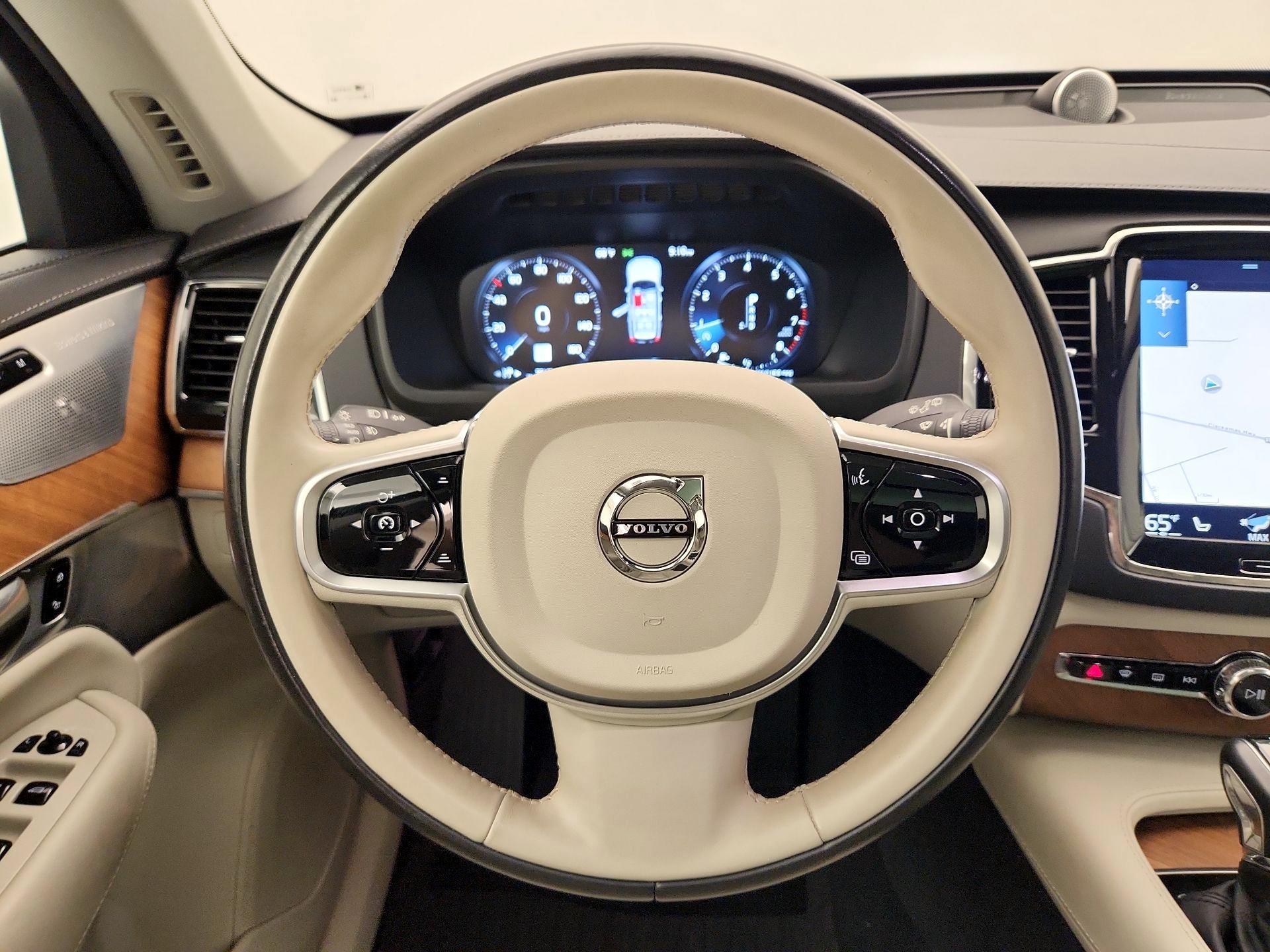 Thumbnail: 2018 Volvo XC90 - 10