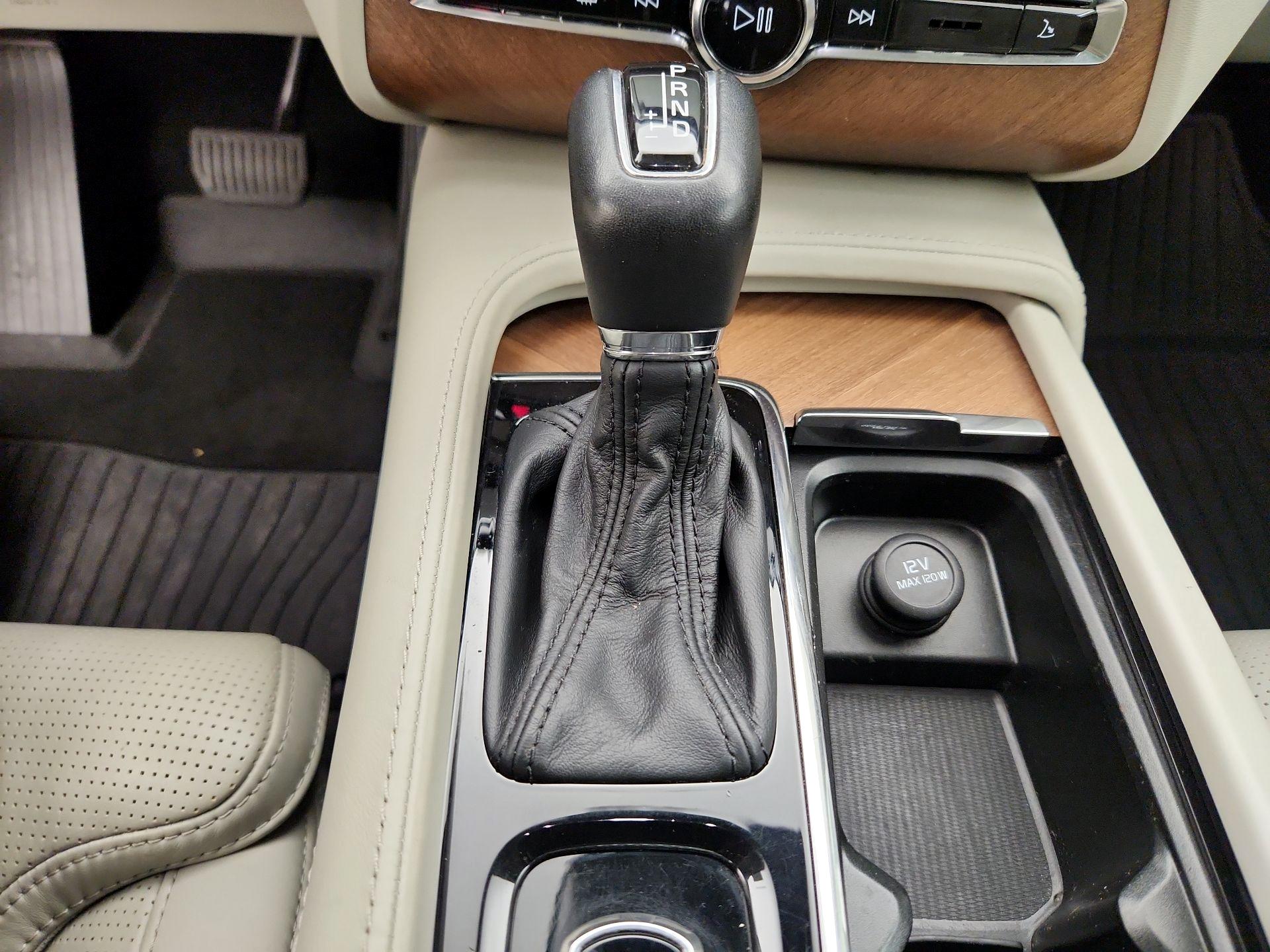 Thumbnail: 2018 Volvo XC90 - 18