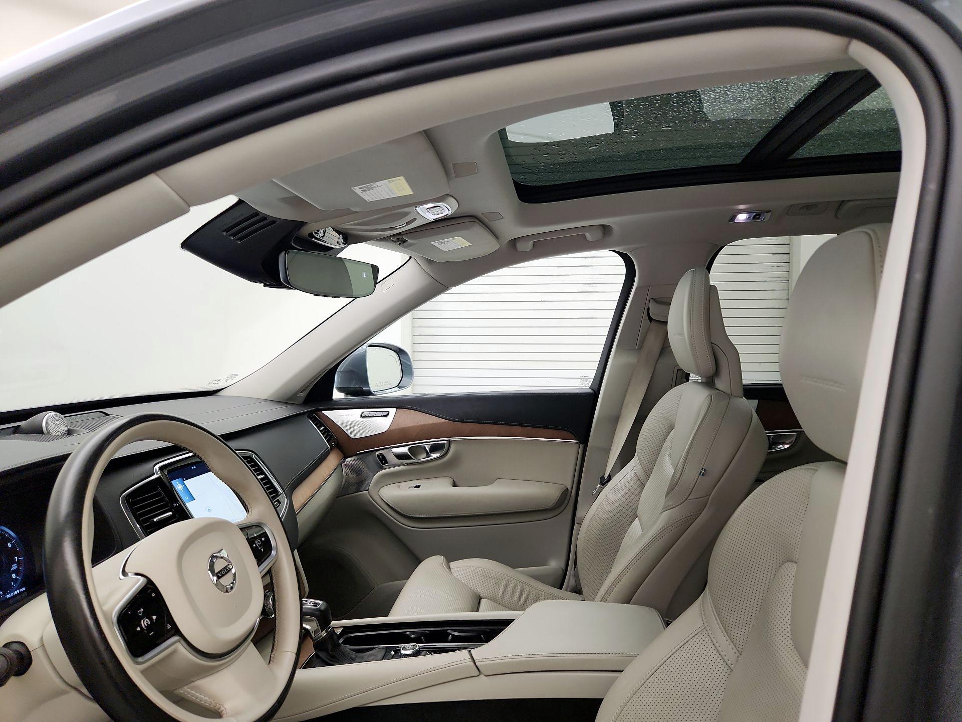 Thumbnail: 2018 Volvo XC90 - 20