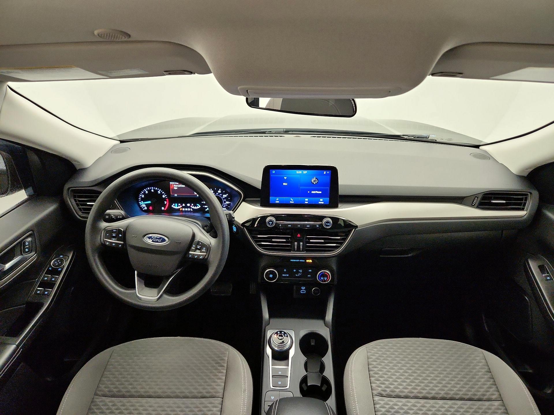 Thumbnail: 2021 Ford Escape - 9