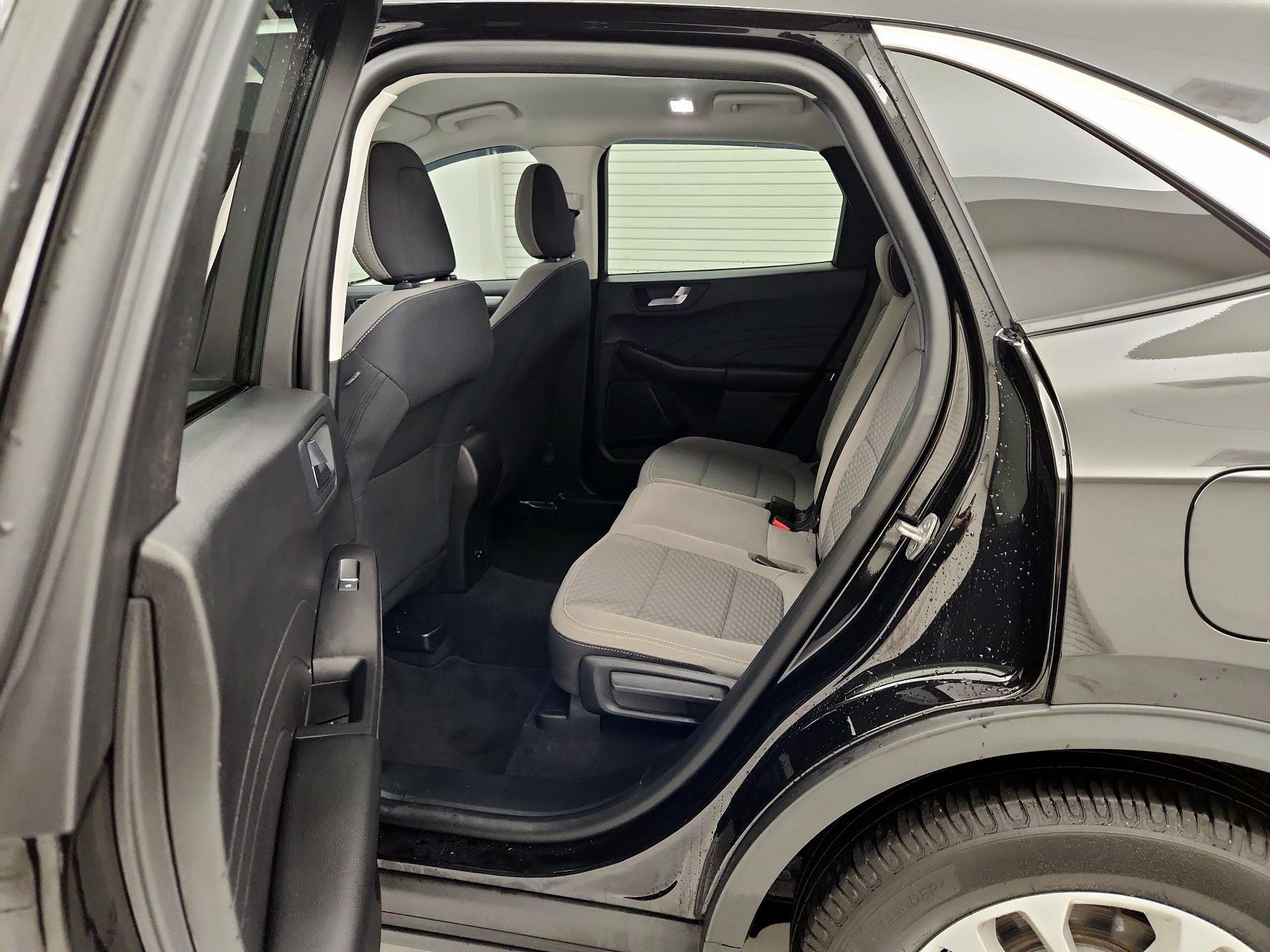 Thumbnail: 2021 Ford Escape - 19