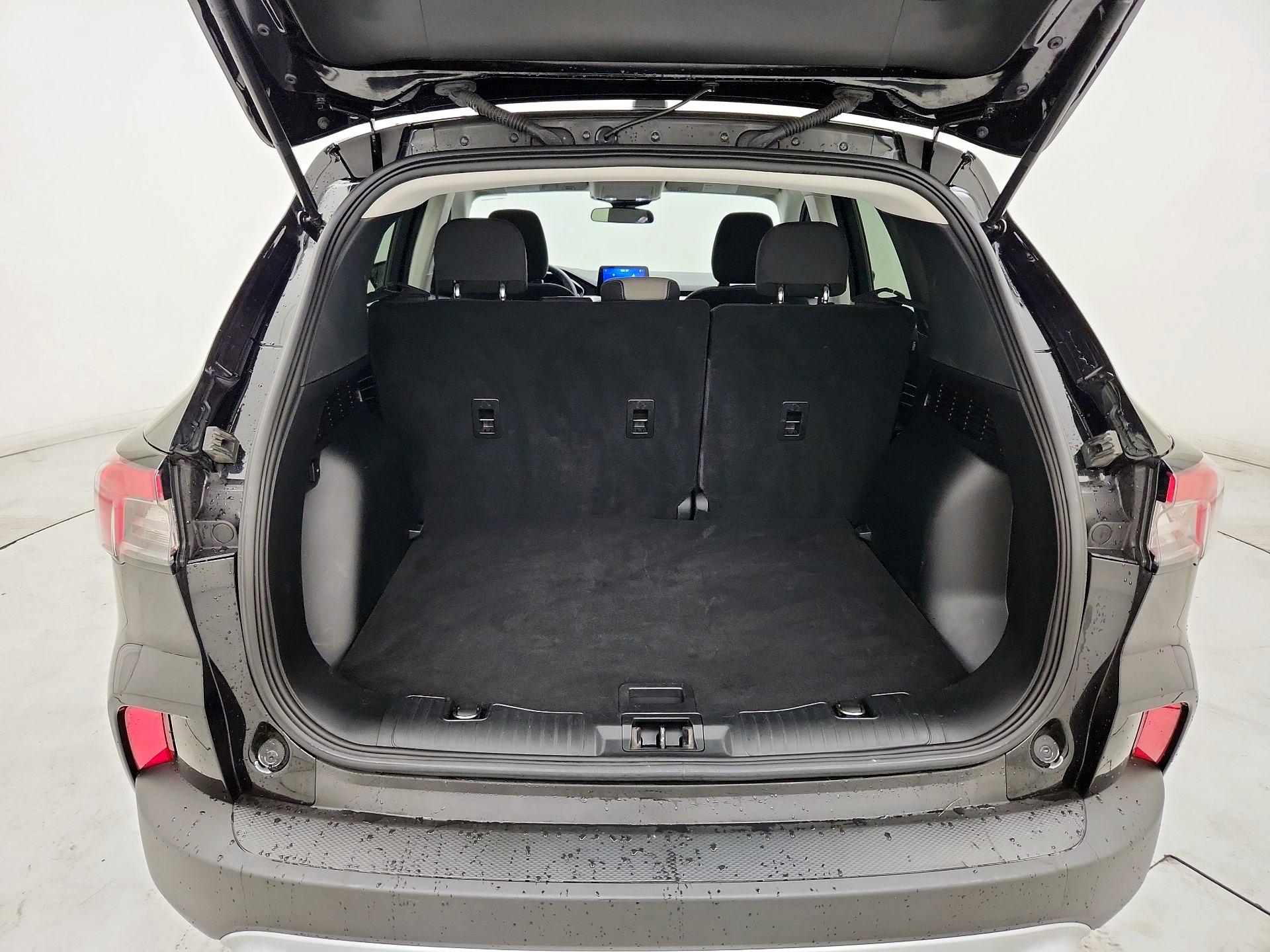 Thumbnail: 2021 Ford Escape - 20