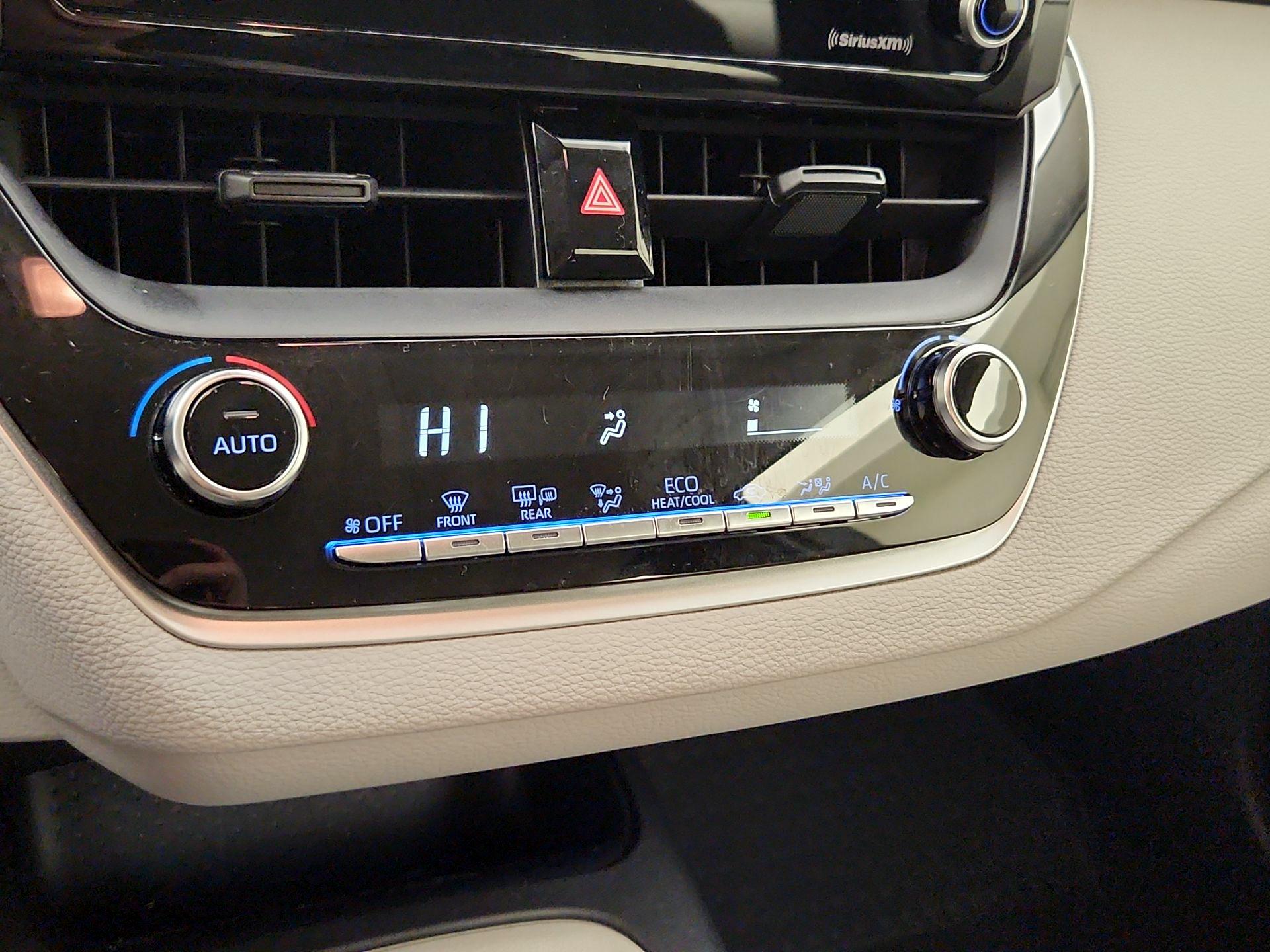 Thumbnail: 2022 Toyota Corolla - 16