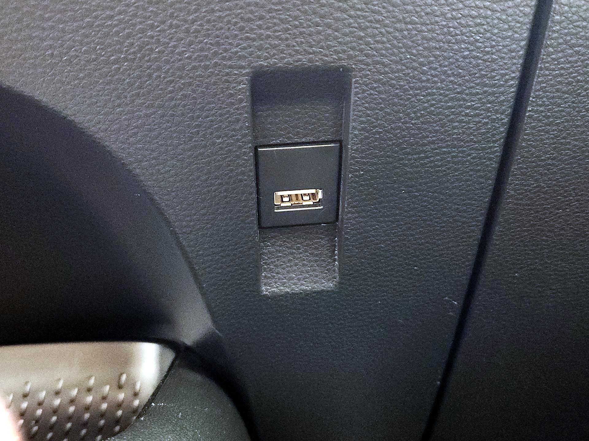 Thumbnail: 2022 Toyota Corolla - 18