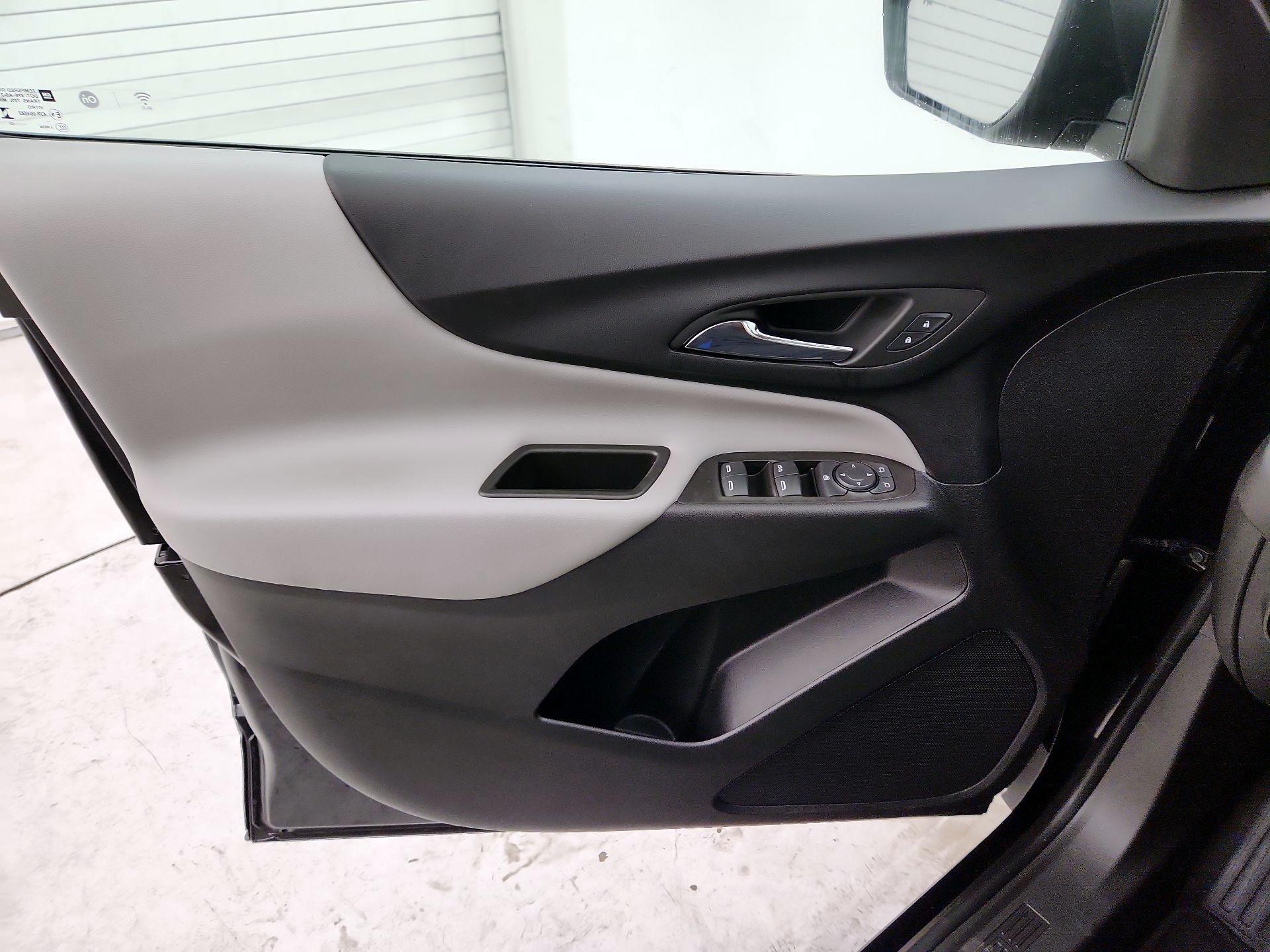 Thumbnail: 2023 Chevrolet Equinox - 12