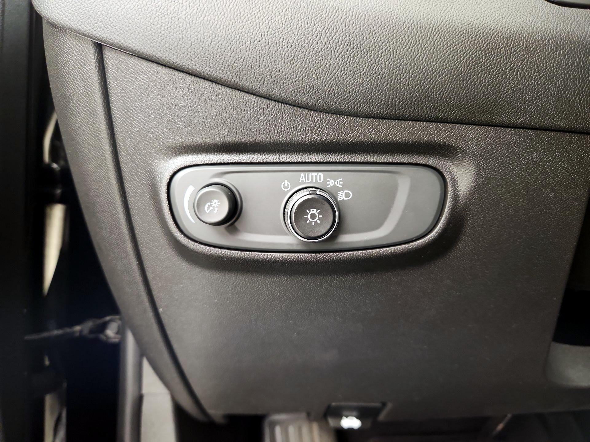 Thumbnail: 2023 Chevrolet Equinox - 13