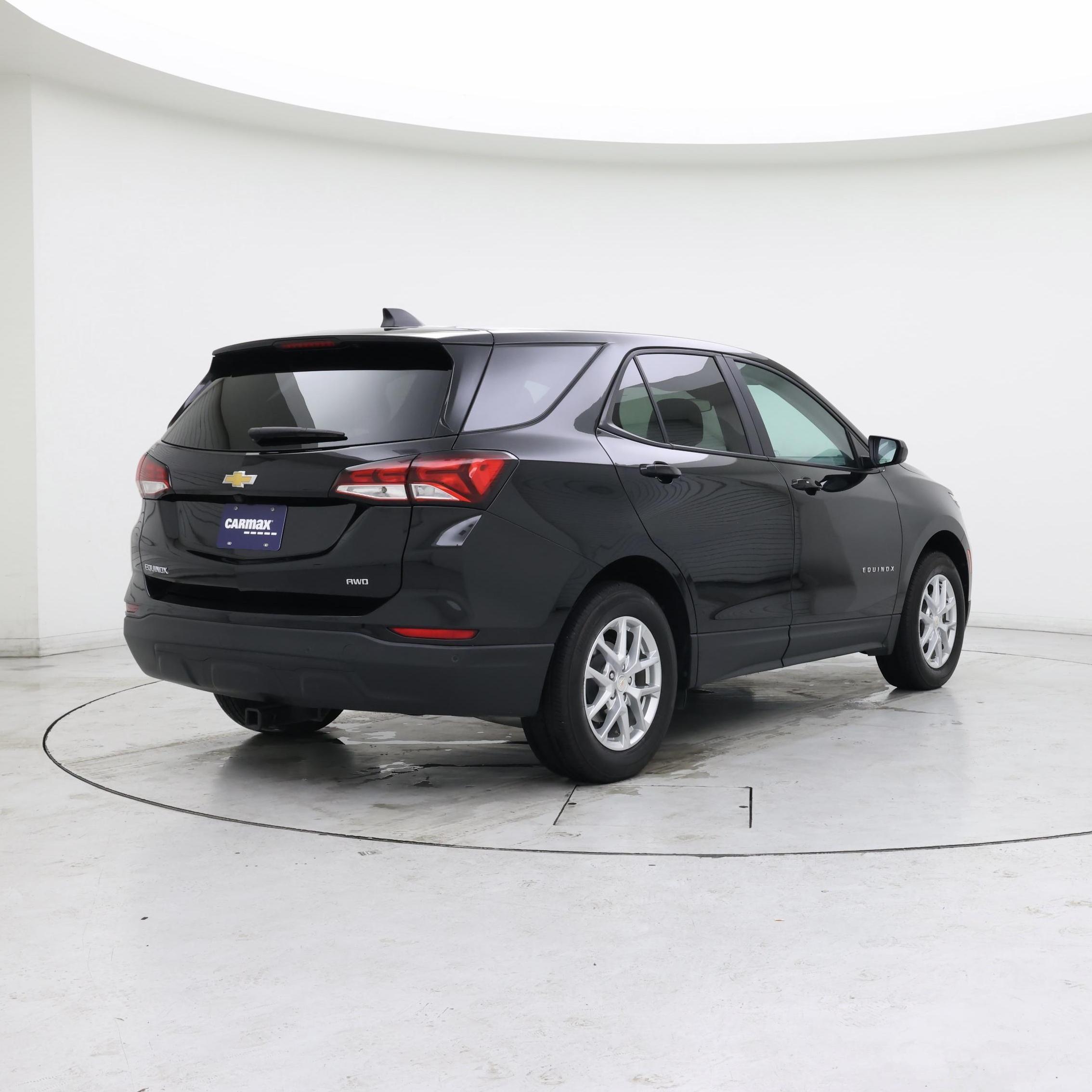 Thumbnail: 2023 Chevrolet Equinox - 8