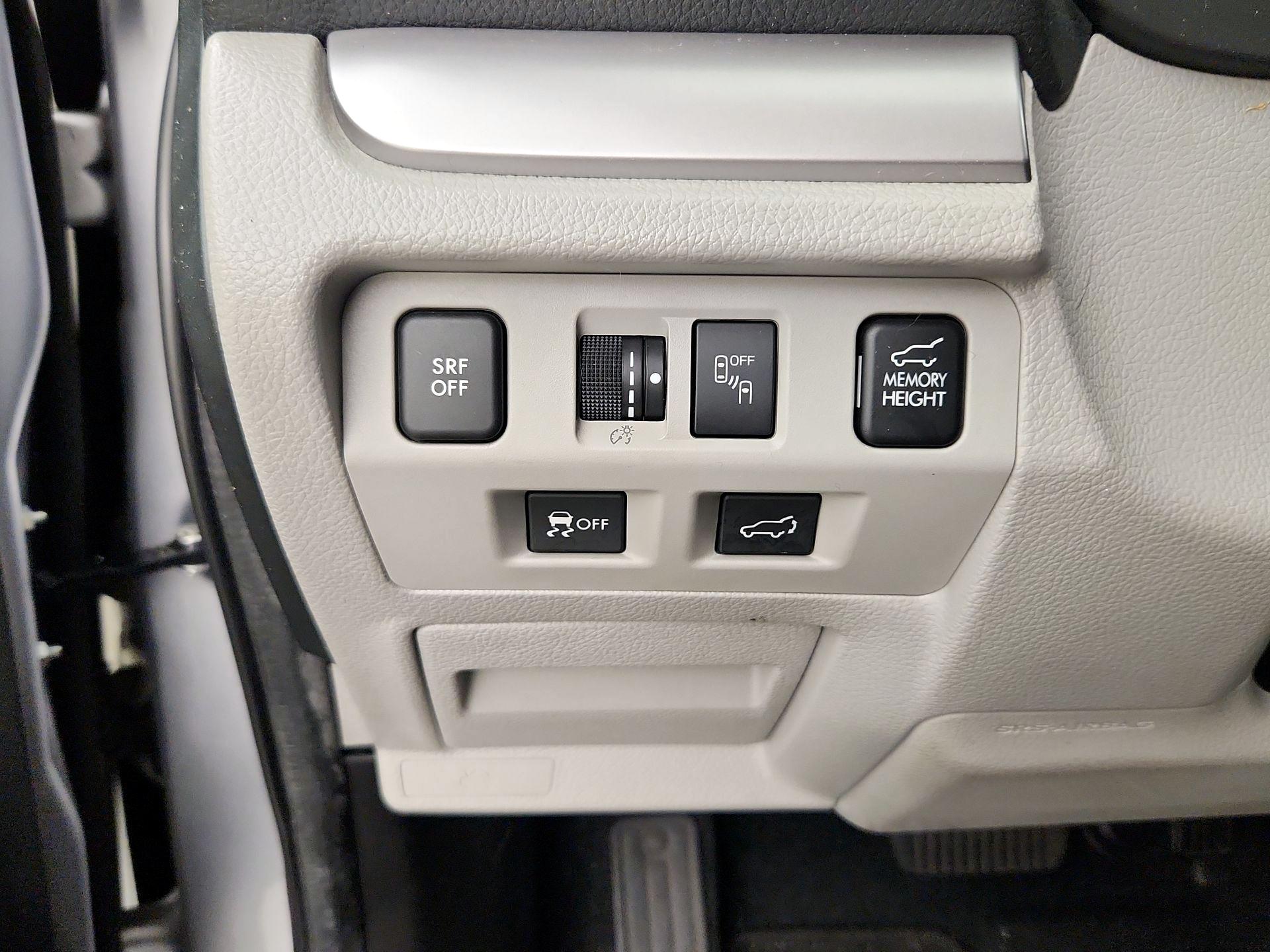 Thumbnail: 2017 Subaru Forester - 13