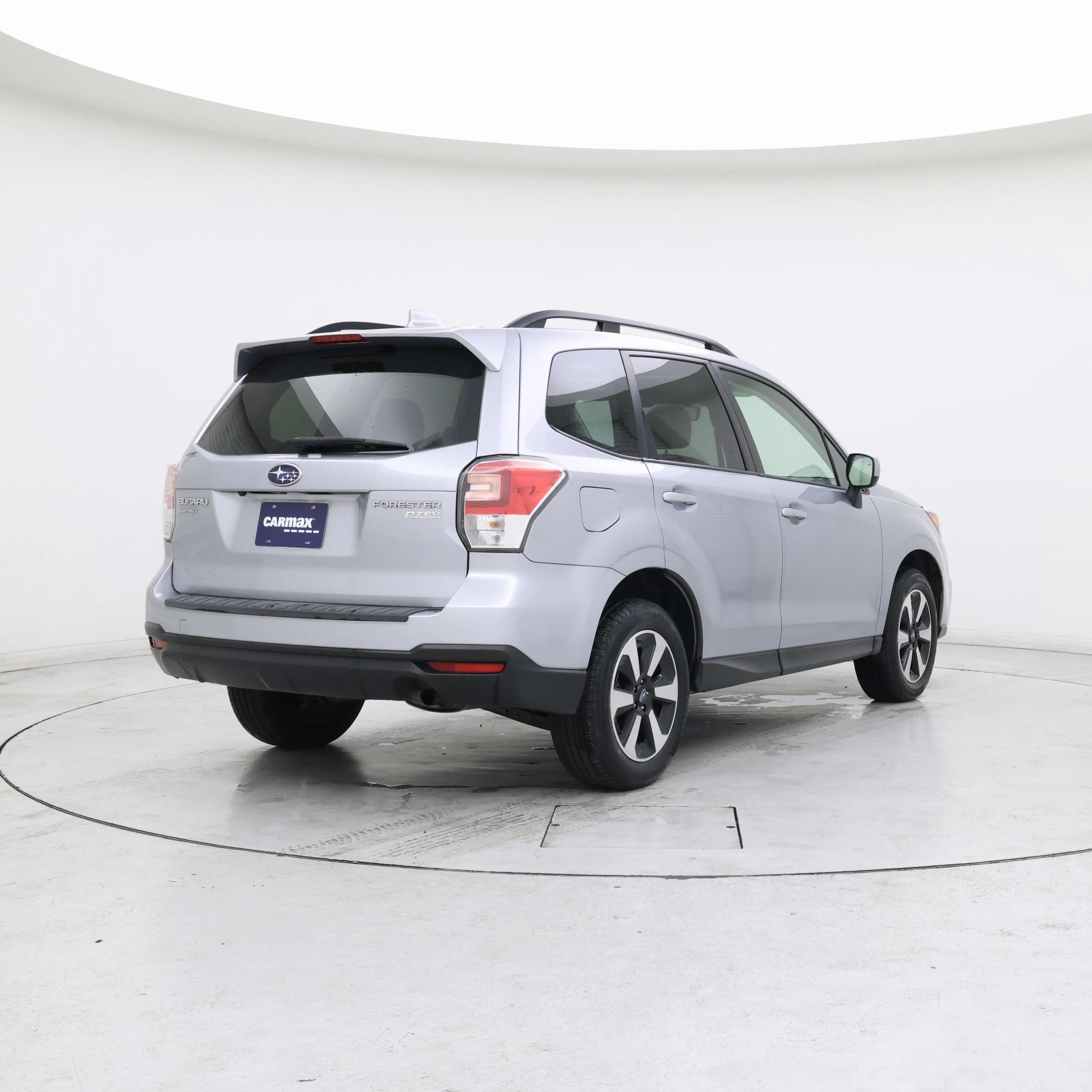 Thumbnail: 2017 Subaru Forester - 8