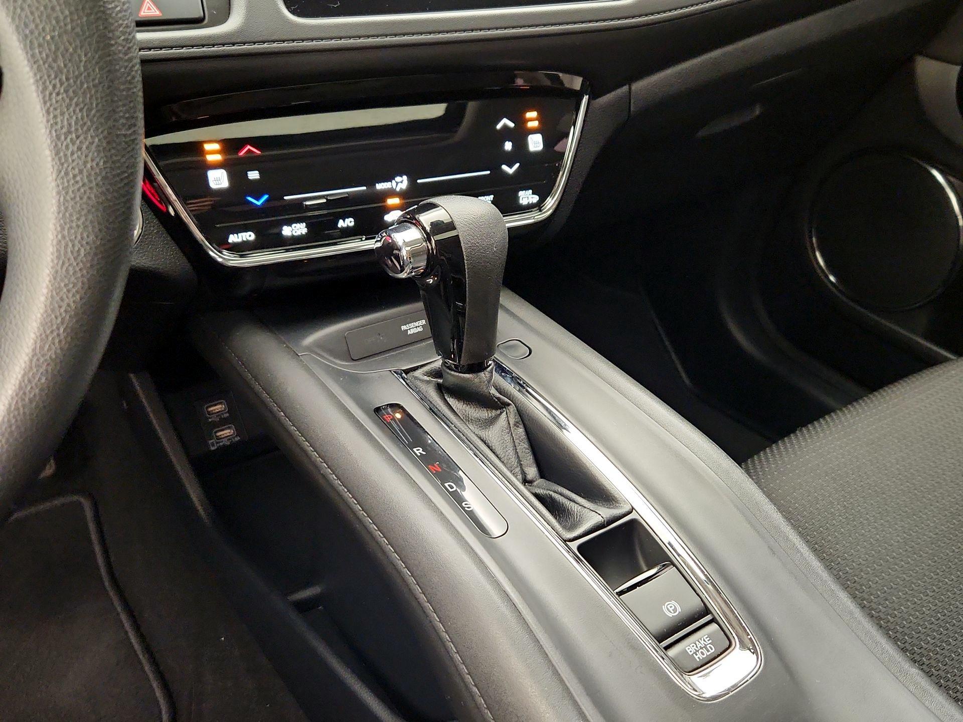 Thumbnail: 2020 Honda HR-V - 17