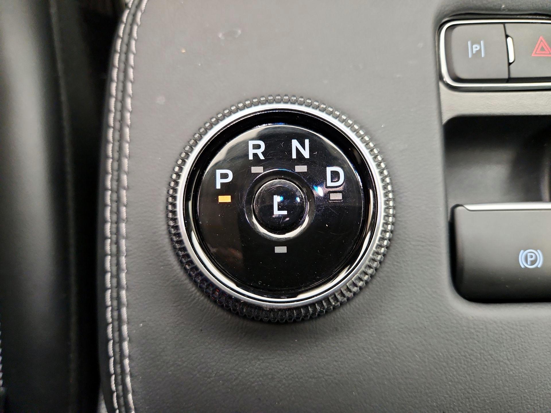 Thumbnail: 2022 Ford Mustang Mach-E - 18