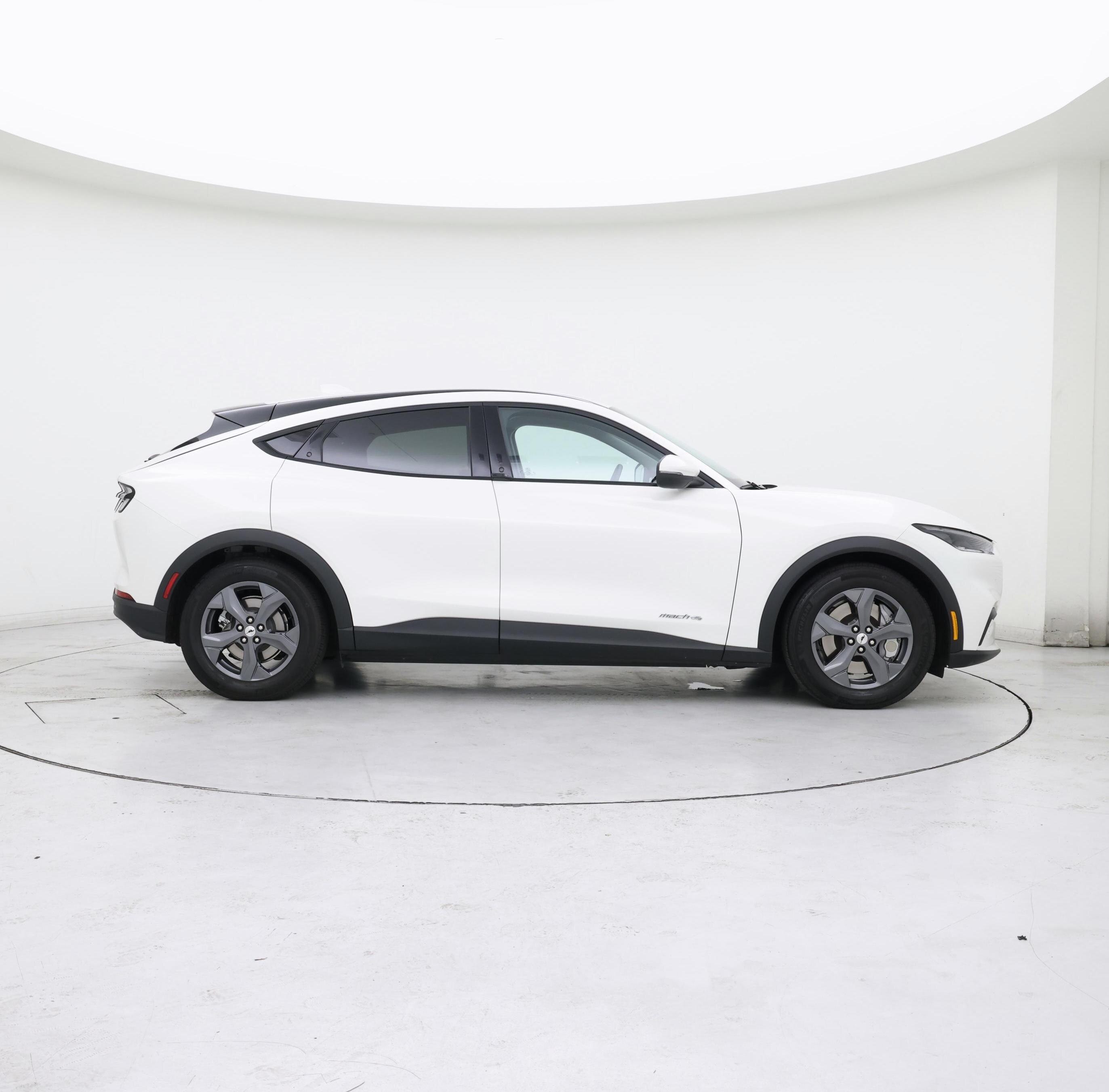 Thumbnail: 2022 Ford Mustang Mach-E - 7