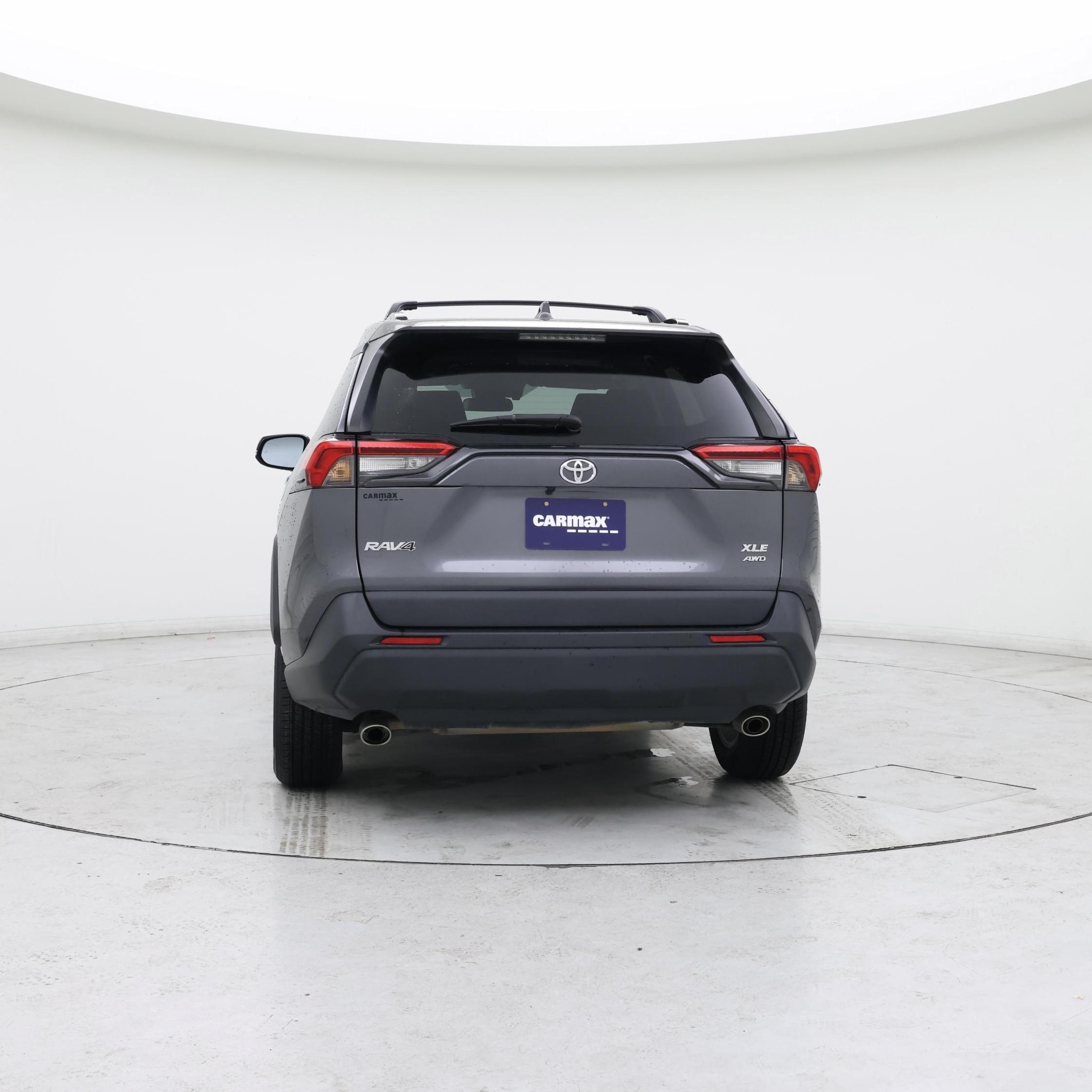 Thumbnail: 2021 Toyota RAV4 - 6