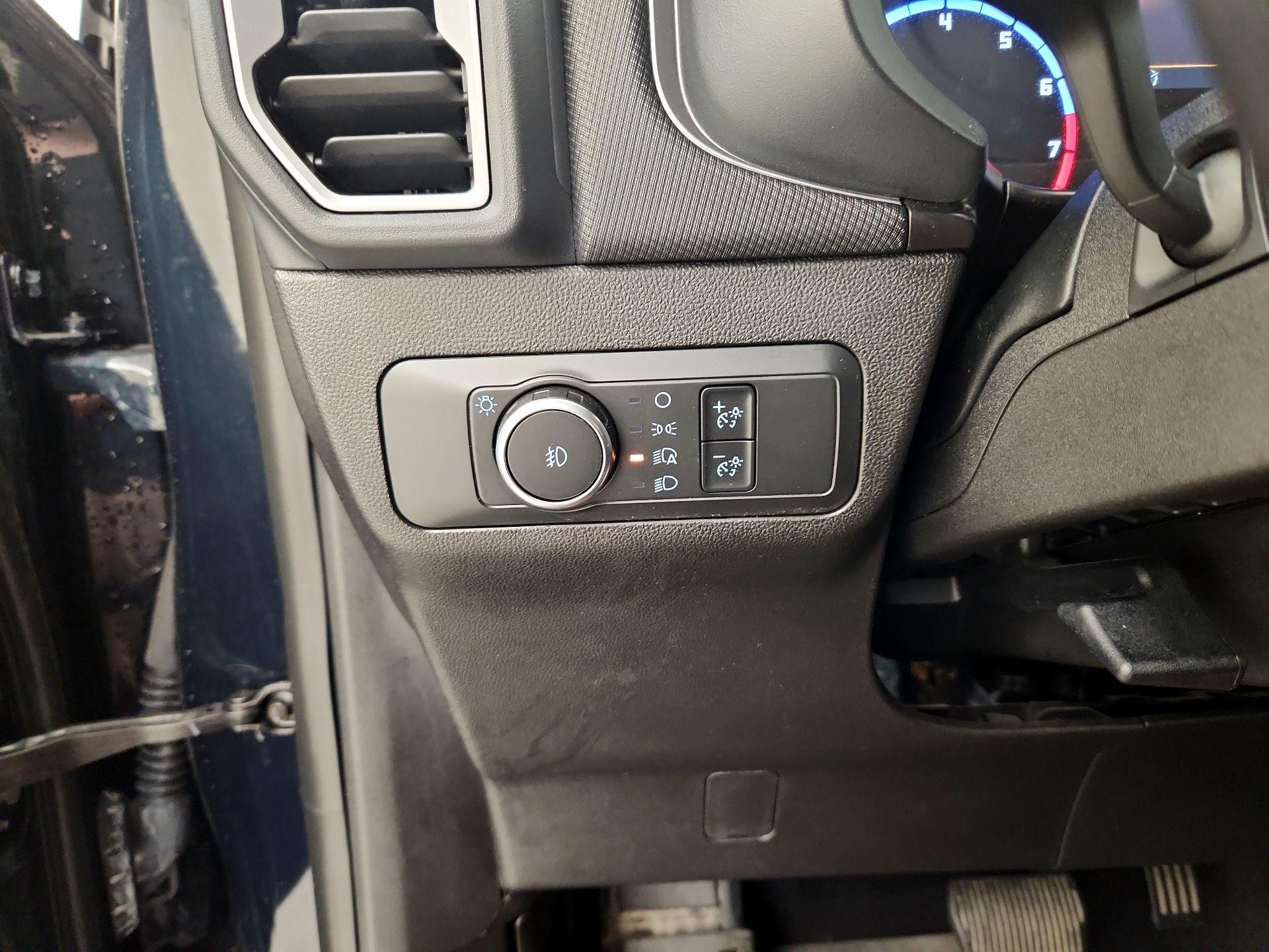 Thumbnail: 2022 Ford Bronco Sport - 13