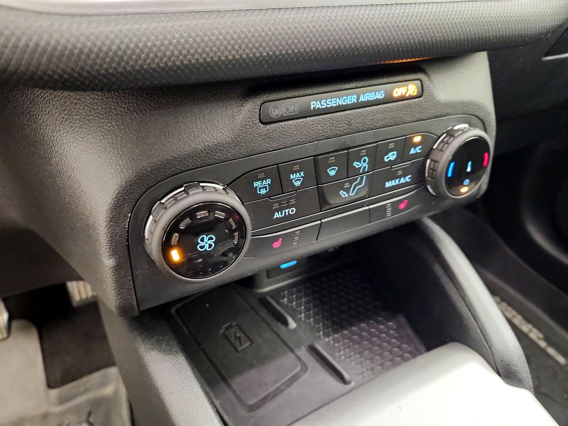 Thumbnail: 2022 Ford Bronco Sport - 16