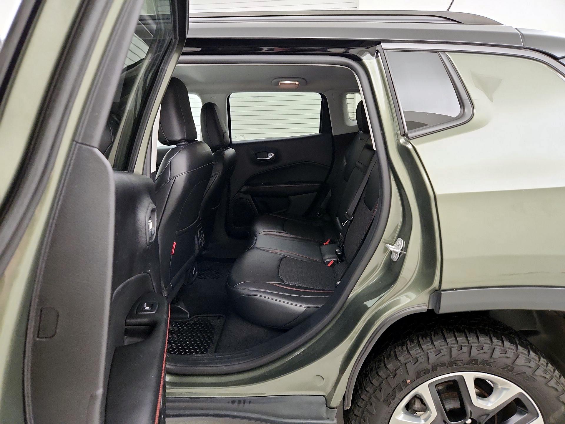 Thumbnail: 2018 Jeep Compass - 20