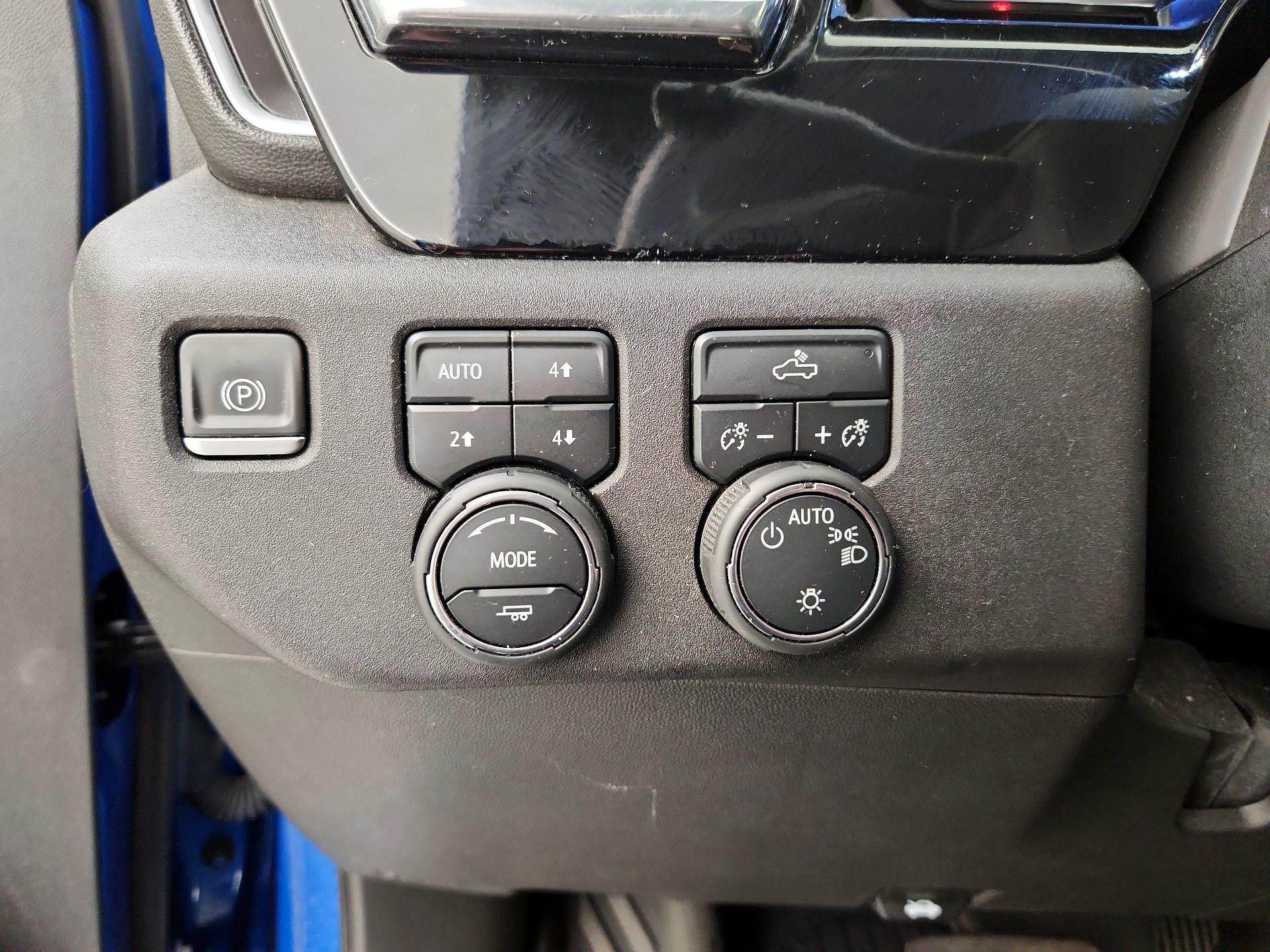 Thumbnail: 2023 Chevrolet Silverado 1500 - 13