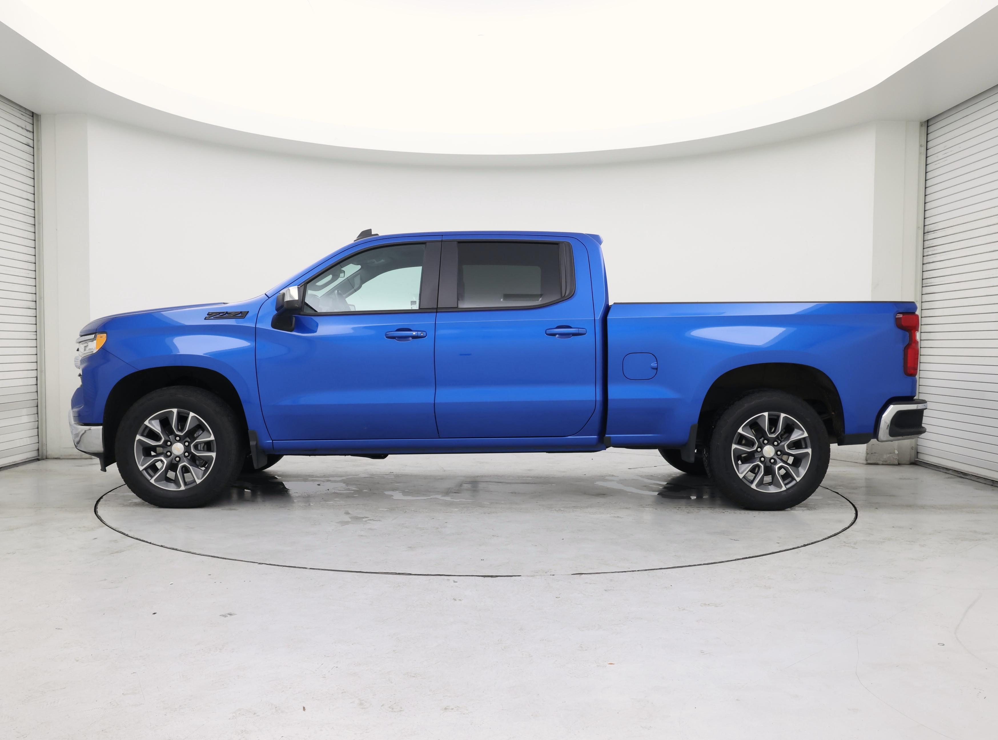 Thumbnail: 2023 Chevrolet Silverado 1500 - 3