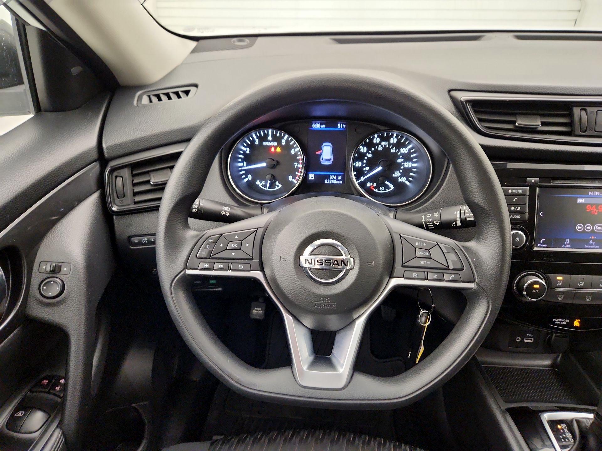 Thumbnail: 2018 Nissan Rogue - 10