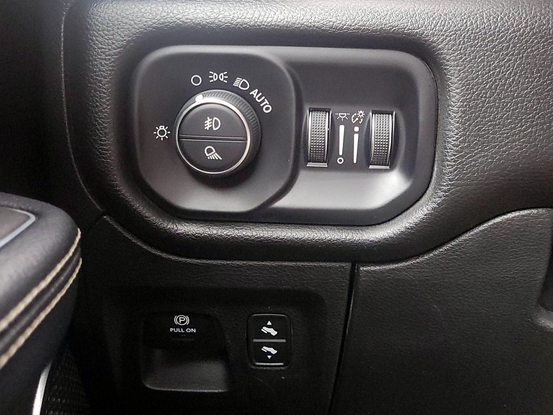 Thumbnail: 2024 RAM 1500 - 13