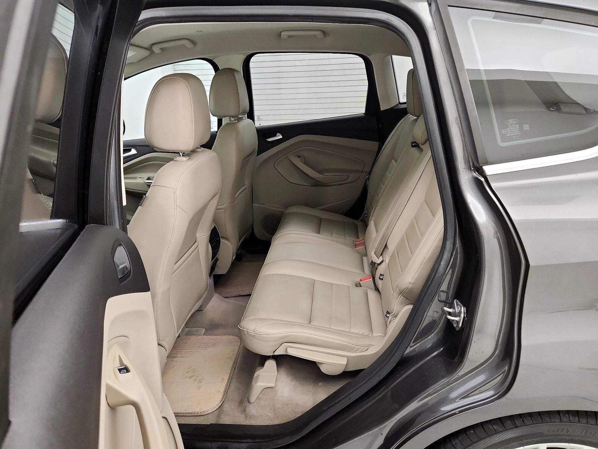 Thumbnail: 2015 Ford C-Max - 19