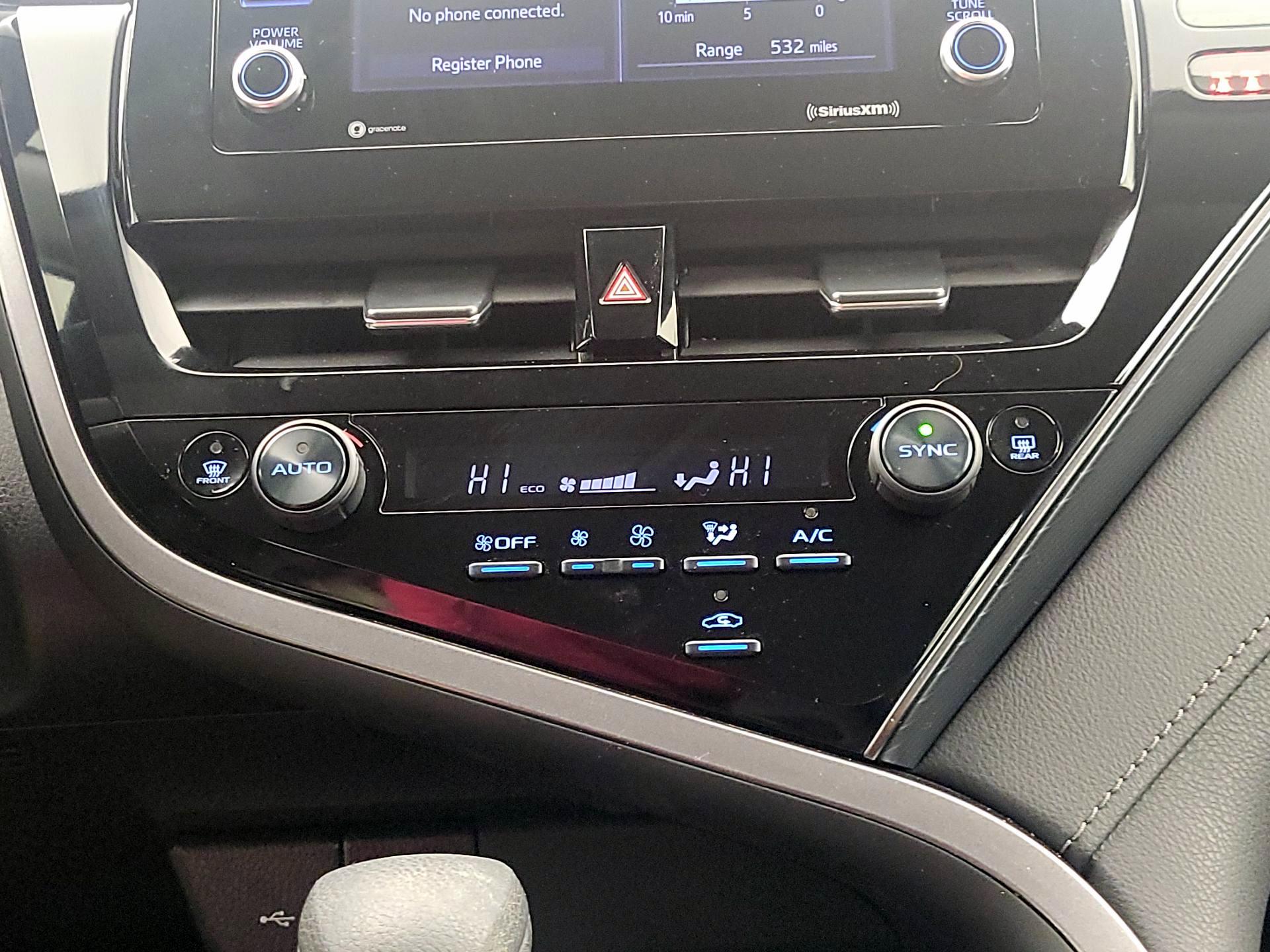 Thumbnail: 2023 Toyota Camry - 17