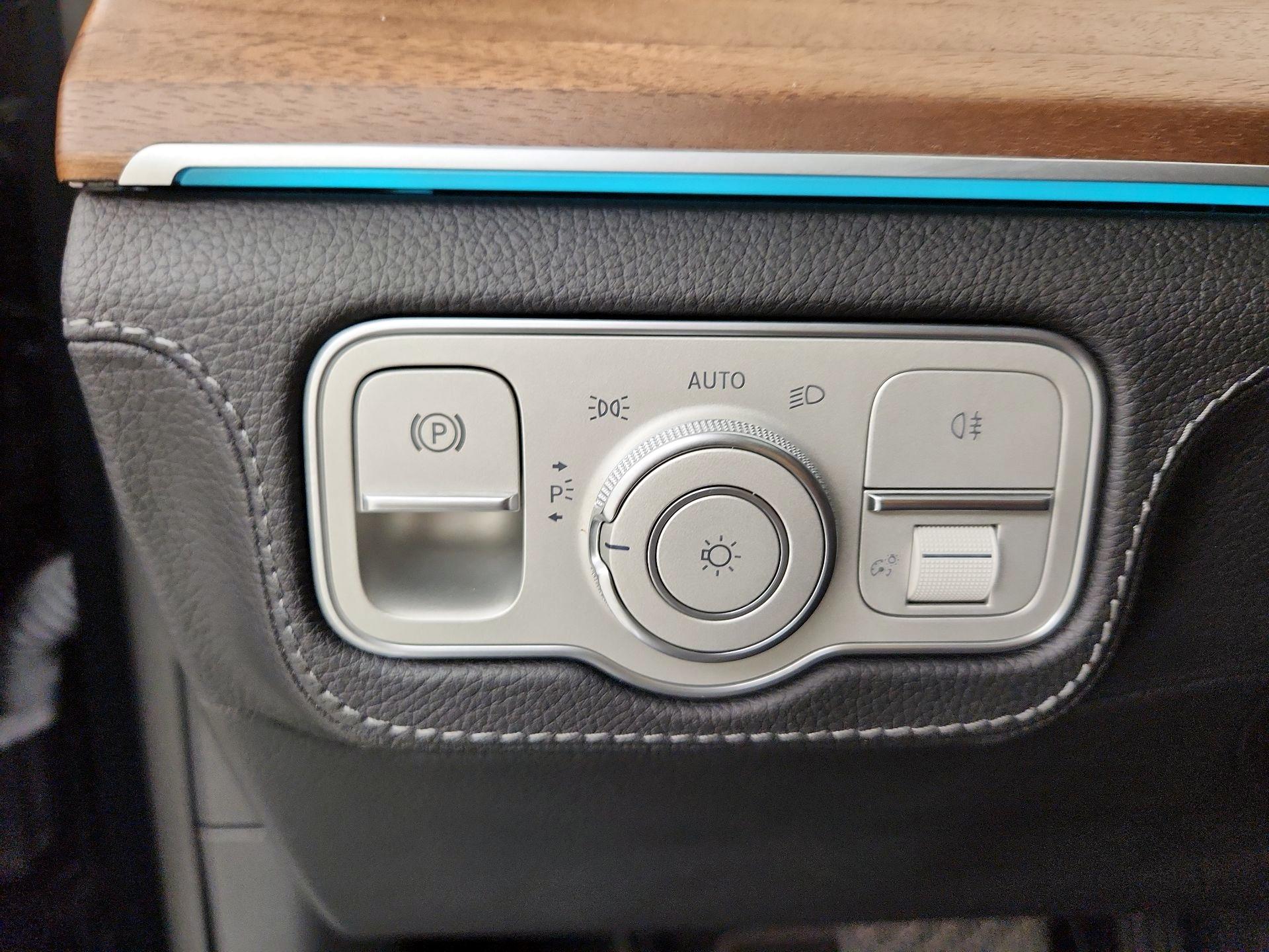 Thumbnail: 2023 Mercedes-Benz GLE - 13