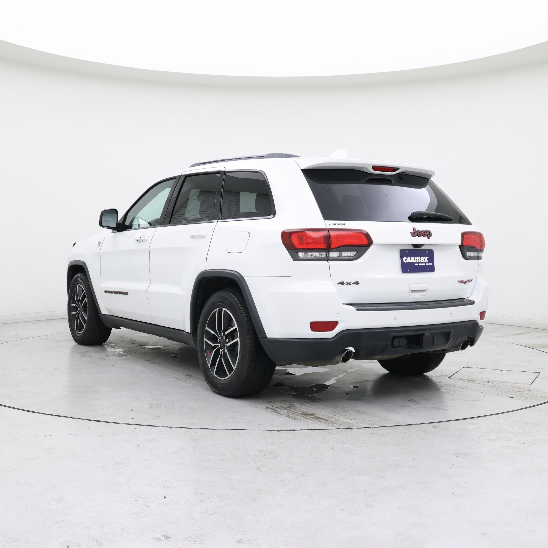 Thumbnail: 2019 Jeep Grand Cherokee - 2