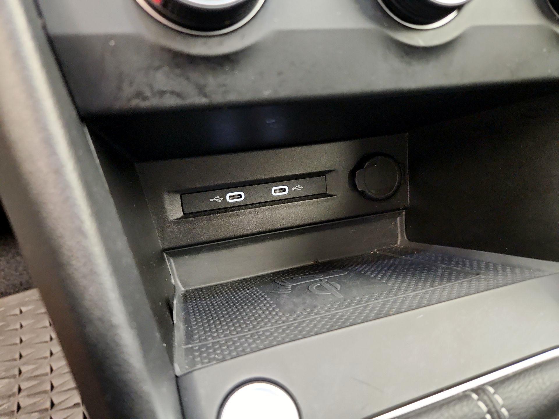 Thumbnail: 2022 Volkswagen Taos - 18