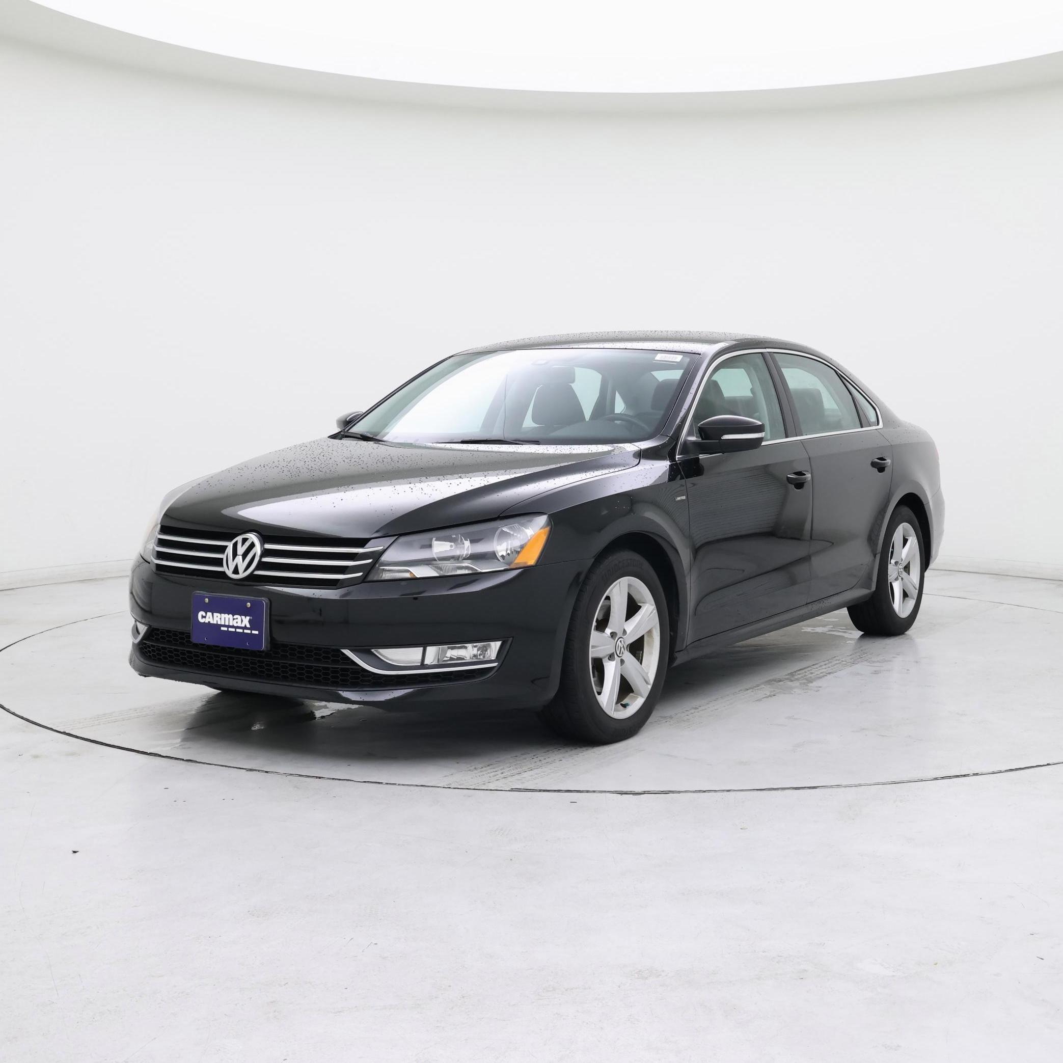 Thumbnail: 2015 Volkswagen Passat - 4