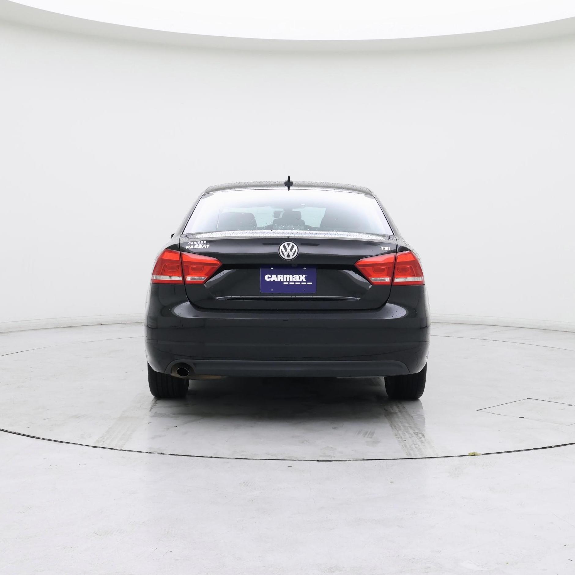 Thumbnail: 2015 Volkswagen Passat - 6