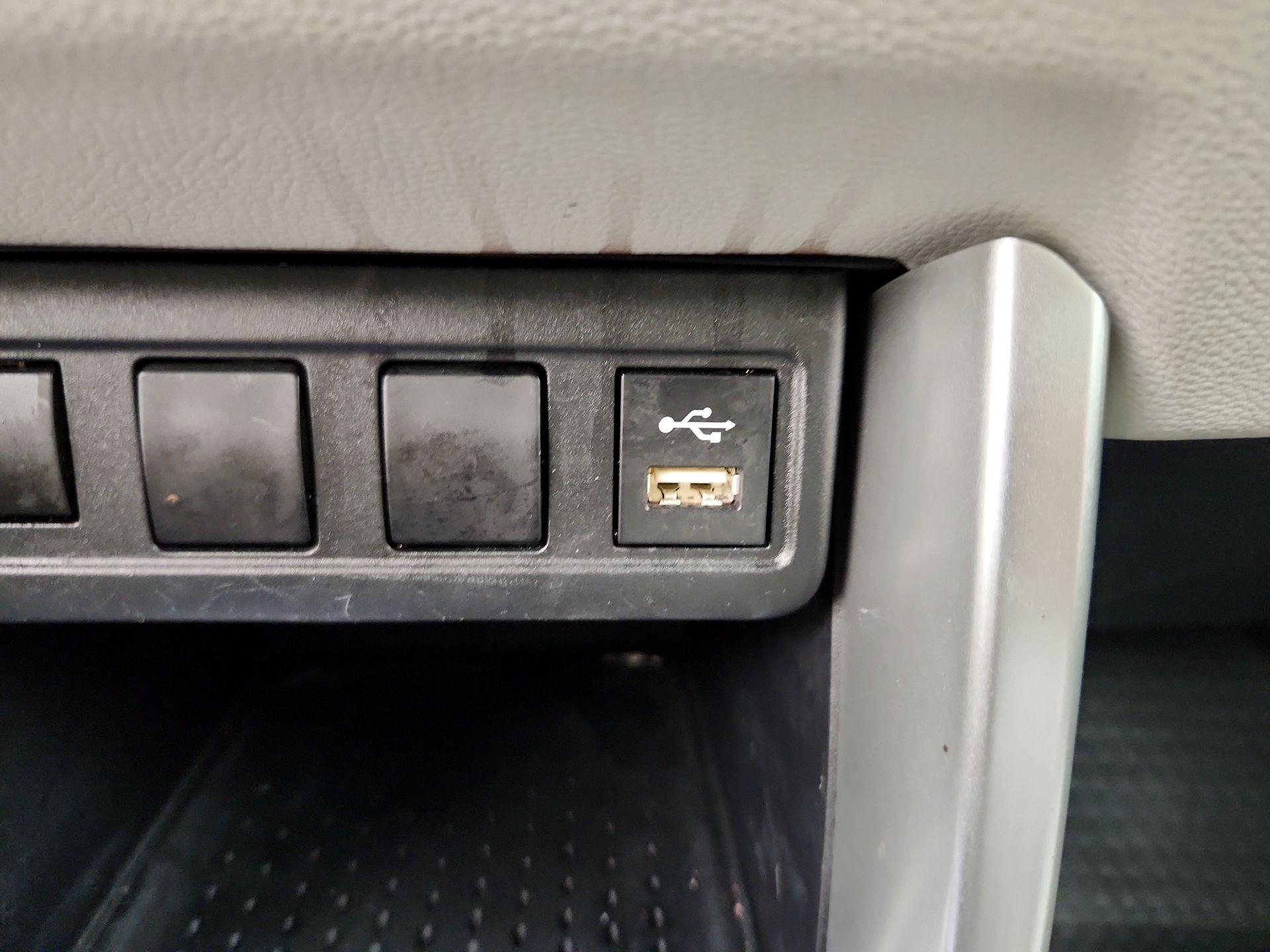 Thumbnail: 2022 Toyota Corolla Cross - 18