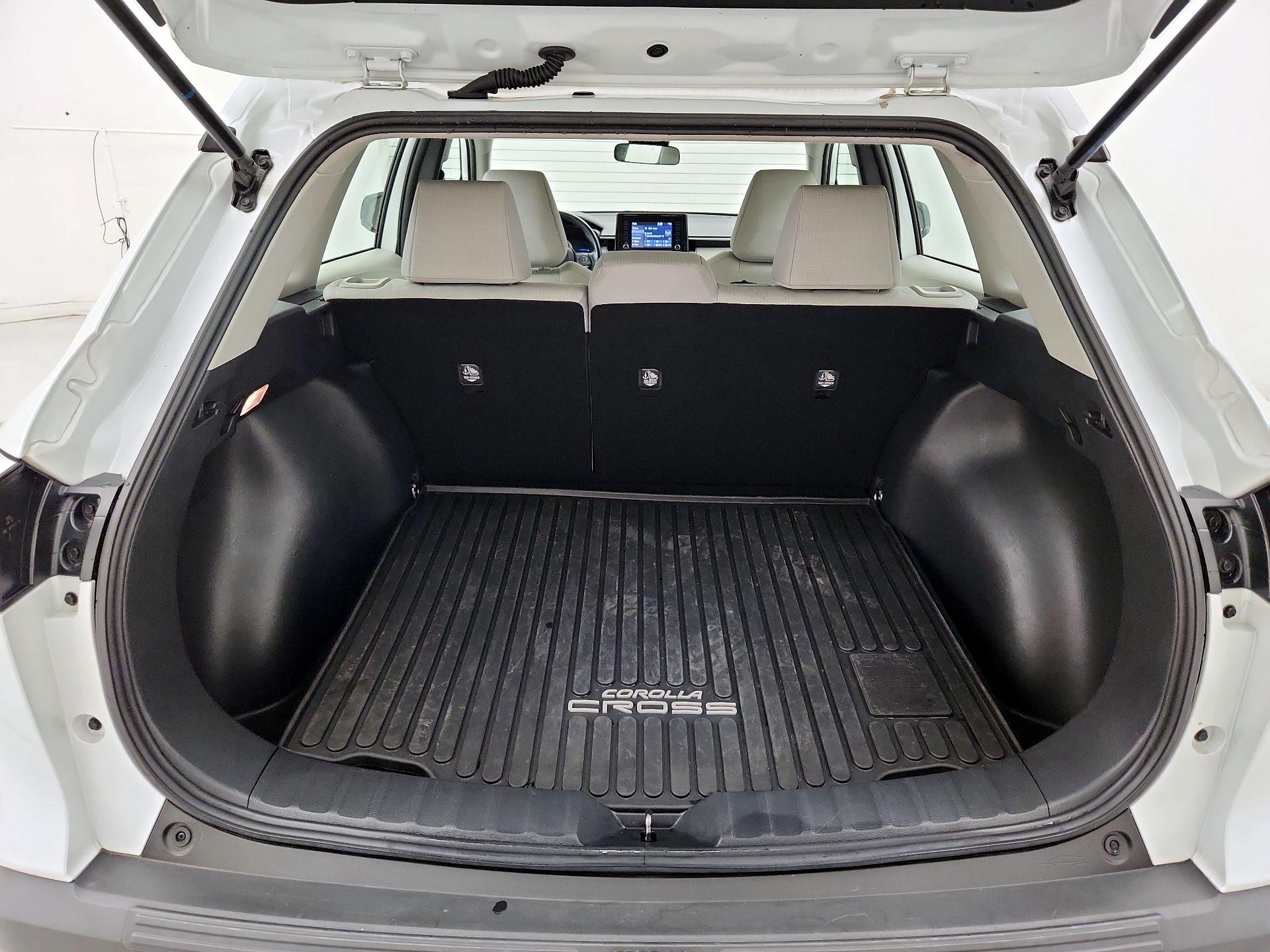 Thumbnail: 2022 Toyota Corolla Cross - 20