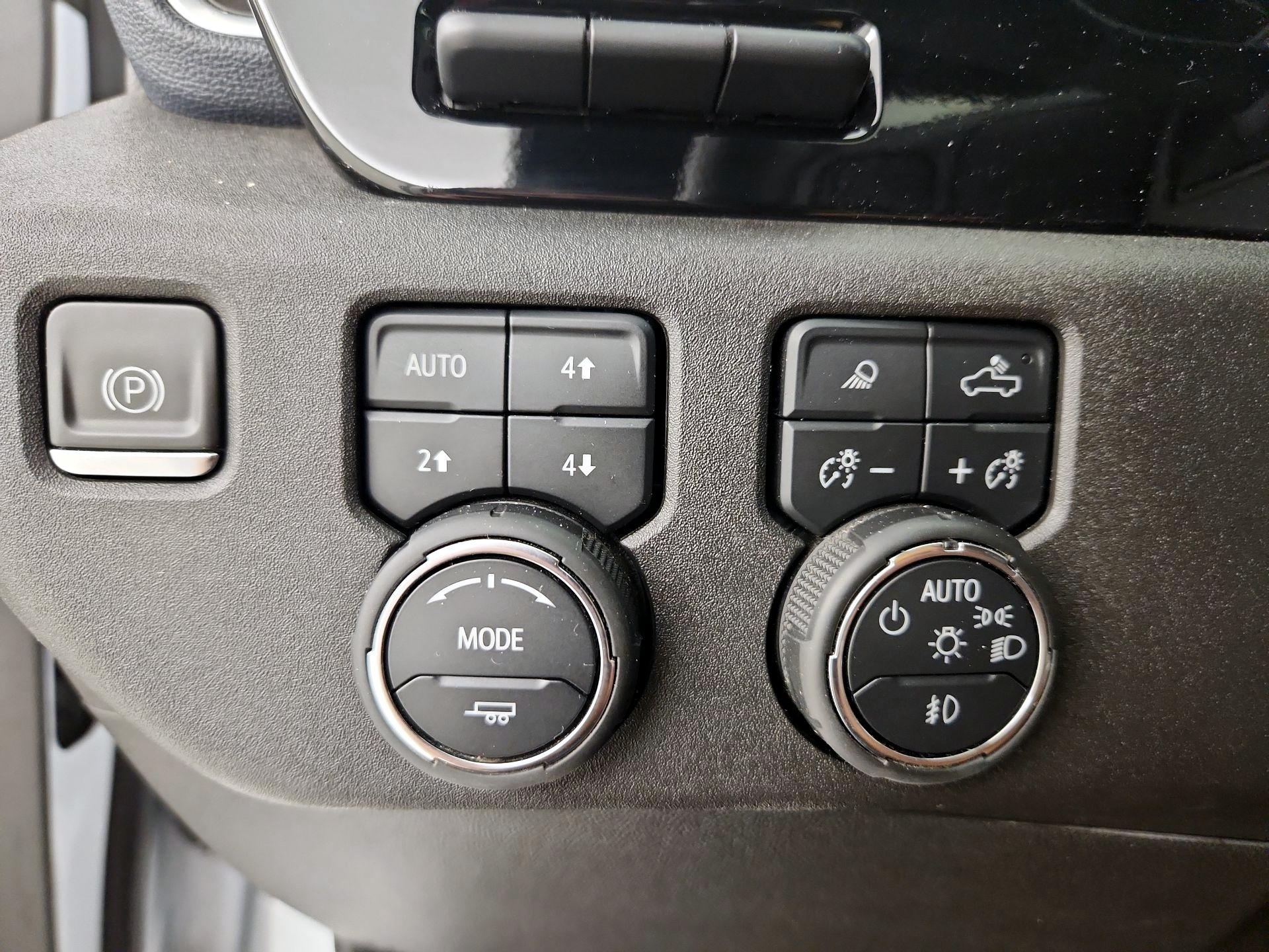 Thumbnail: 2024 Chevrolet Silverado 2500 - 13